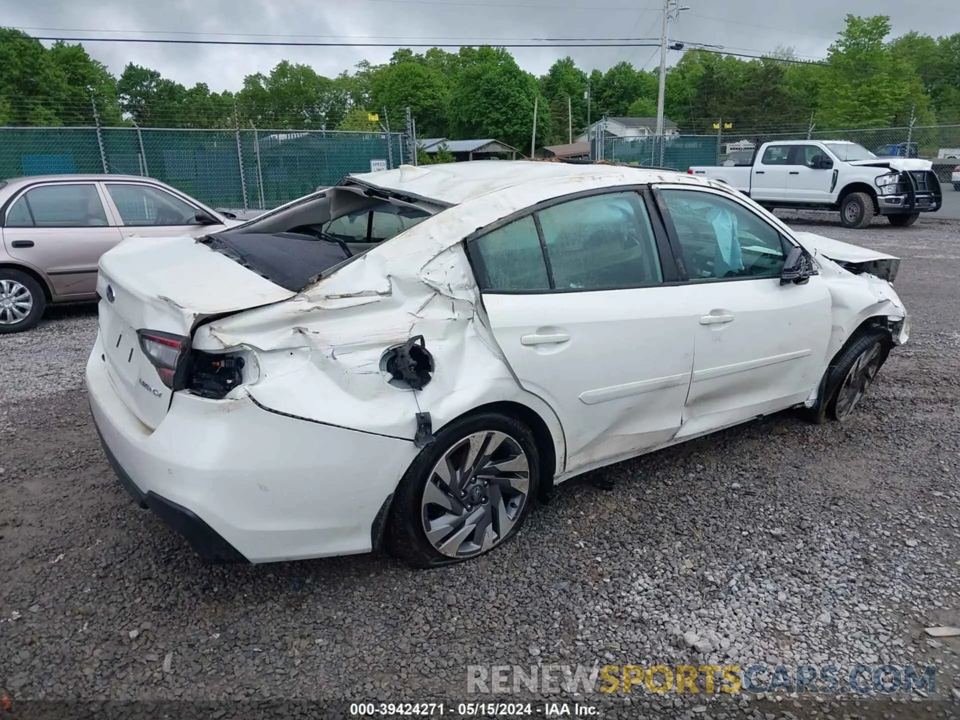 4 Photograph of a damaged car 4S3BWAN61R3025091 SUBARU LEGACY 2024