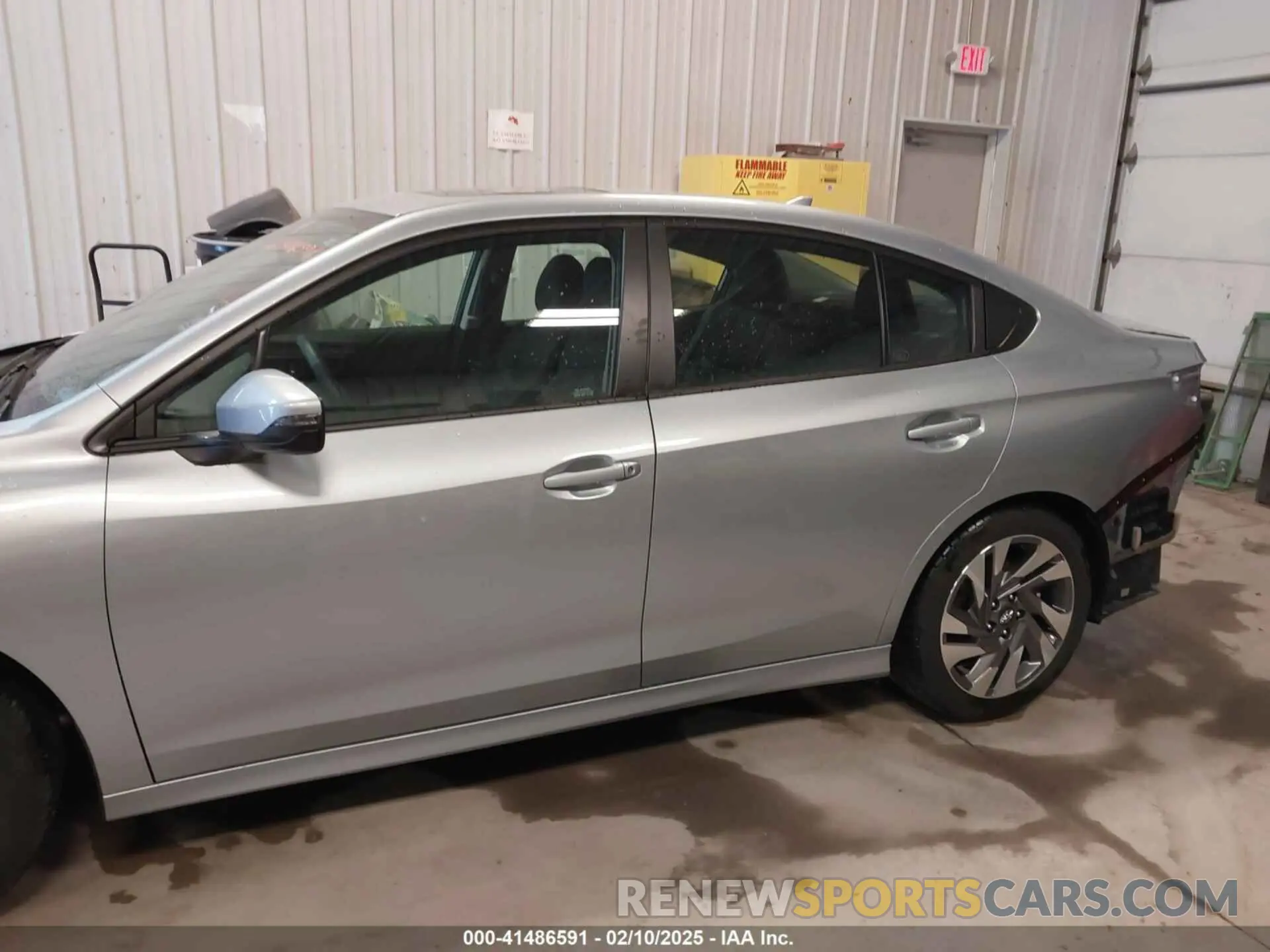 15 Photograph of a damaged car 4S3BWAN64R3025876 SUBARU LEGACY 2024
