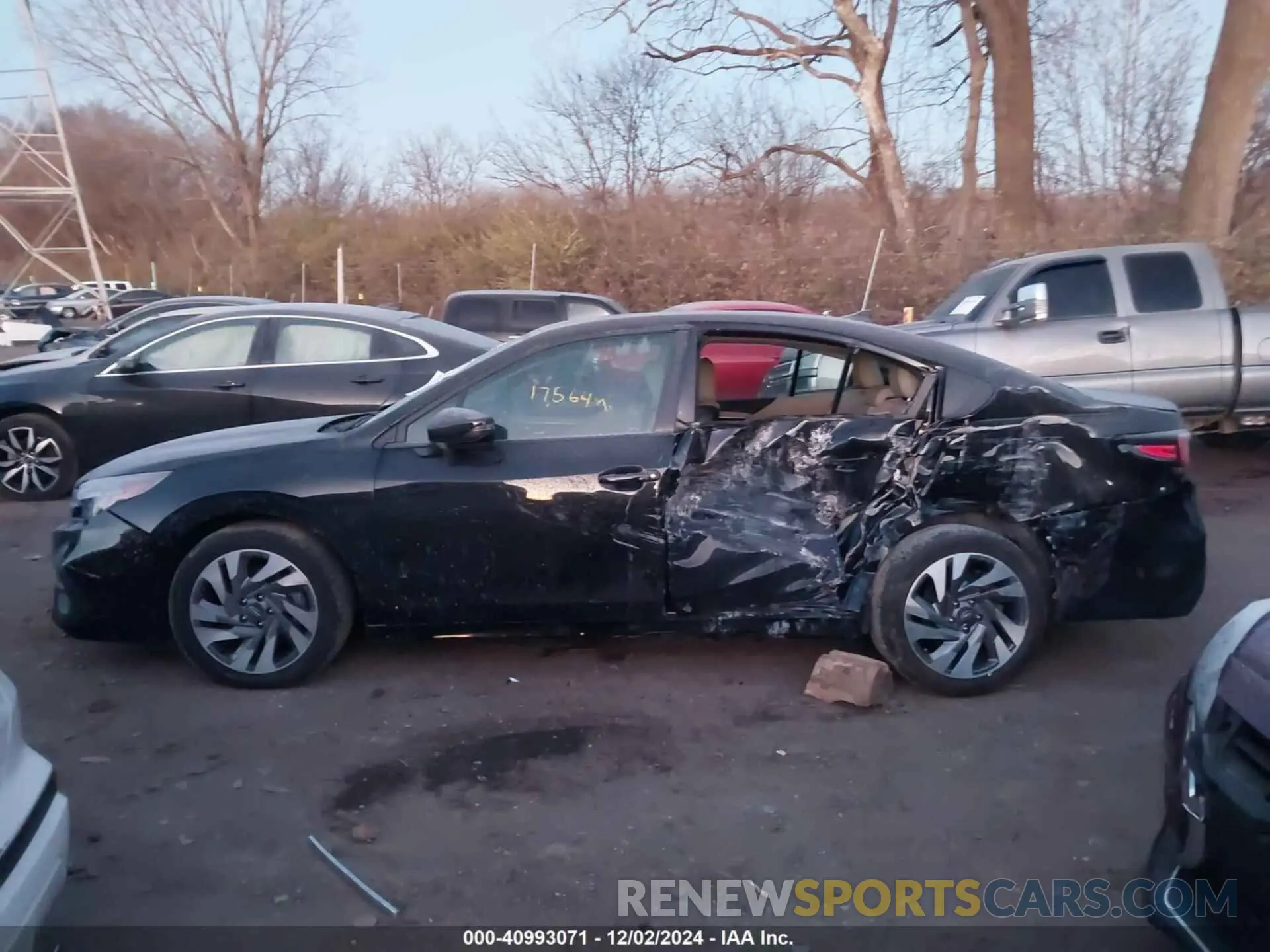 14 Photograph of a damaged car 4S3BWAN6XR3007561 SUBARU LEGACY 2024