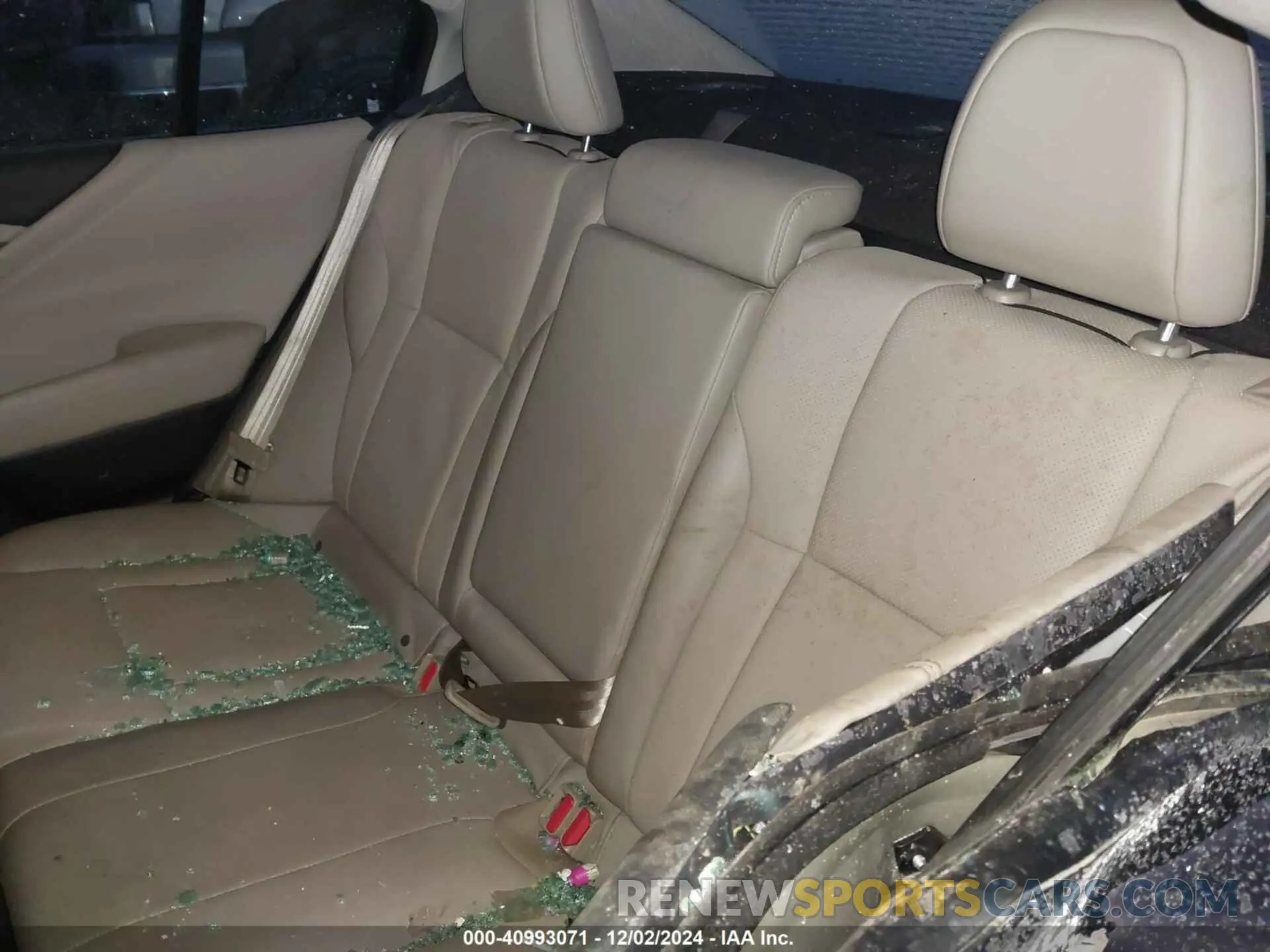8 Photograph of a damaged car 4S3BWAN6XR3007561 SUBARU LEGACY 2024