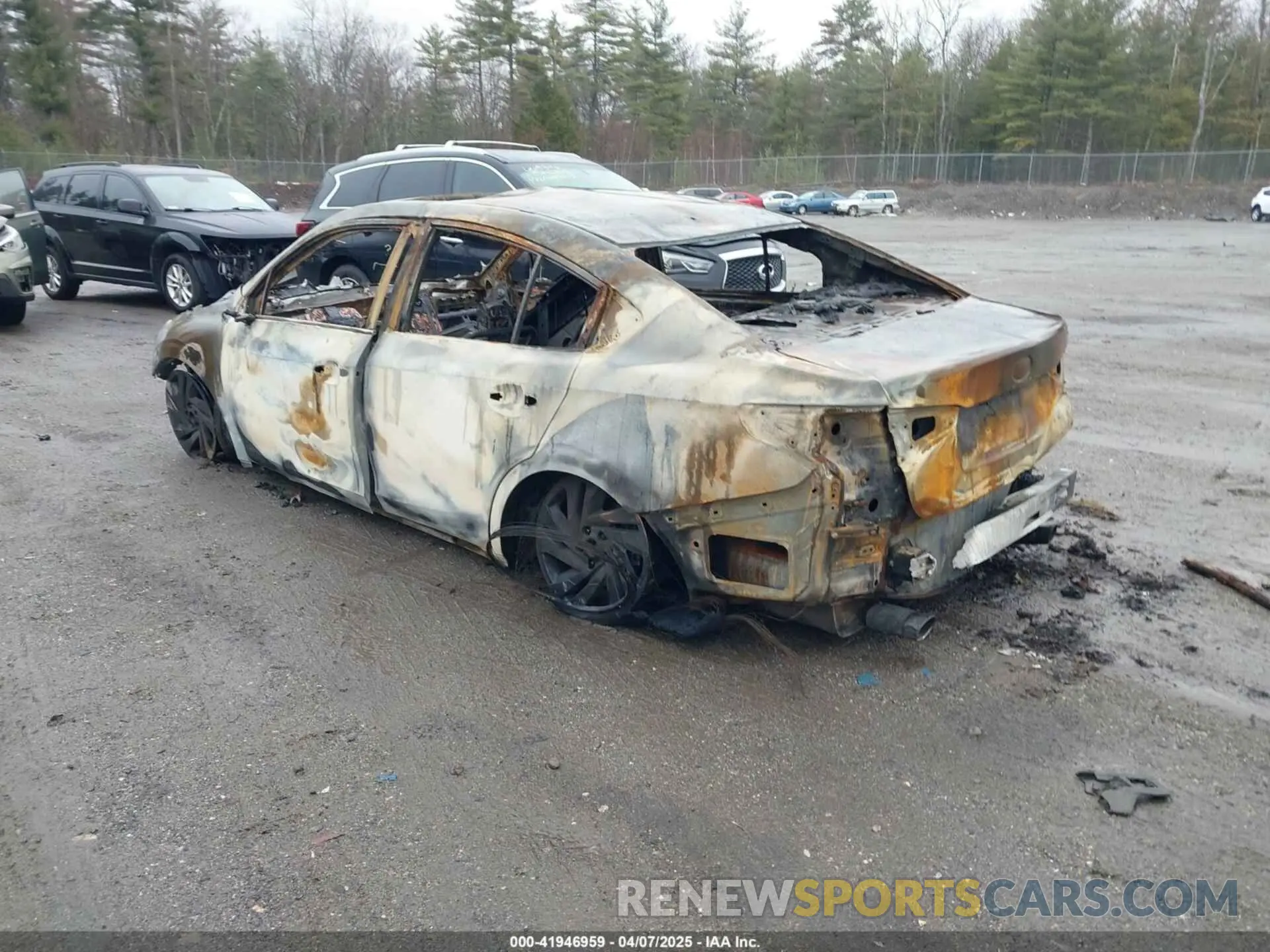 3 Photograph of a damaged car 4S3BWGP66R3011672 SUBARU LEGACY 2024