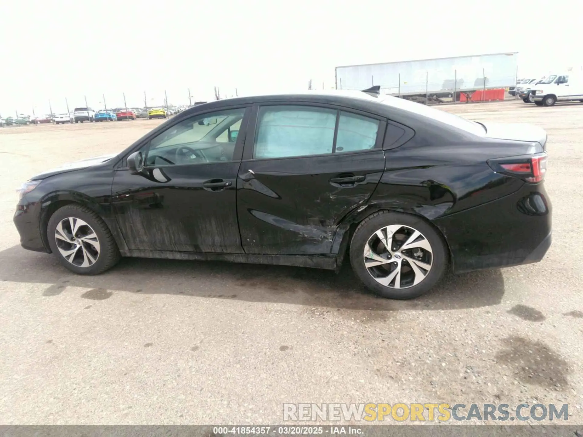 14 Photograph of a damaged car 4S3BWAB60S3004002 SUBARU LEGACY 2025