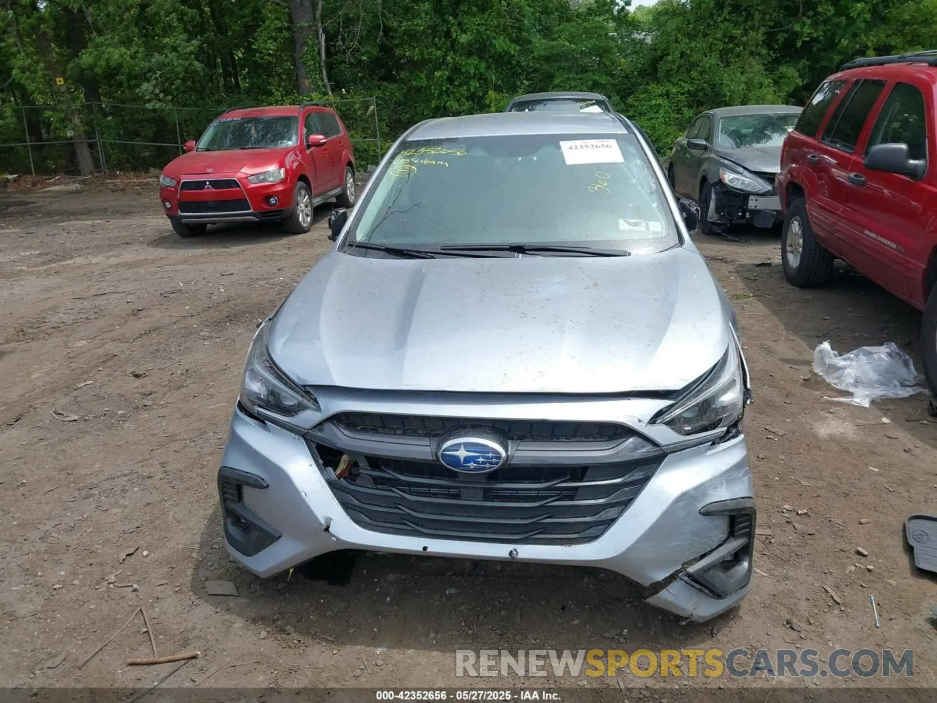 11 Photograph of a damaged car 4S3BWAD67S3014569 SUBARU LEGACY 2025
