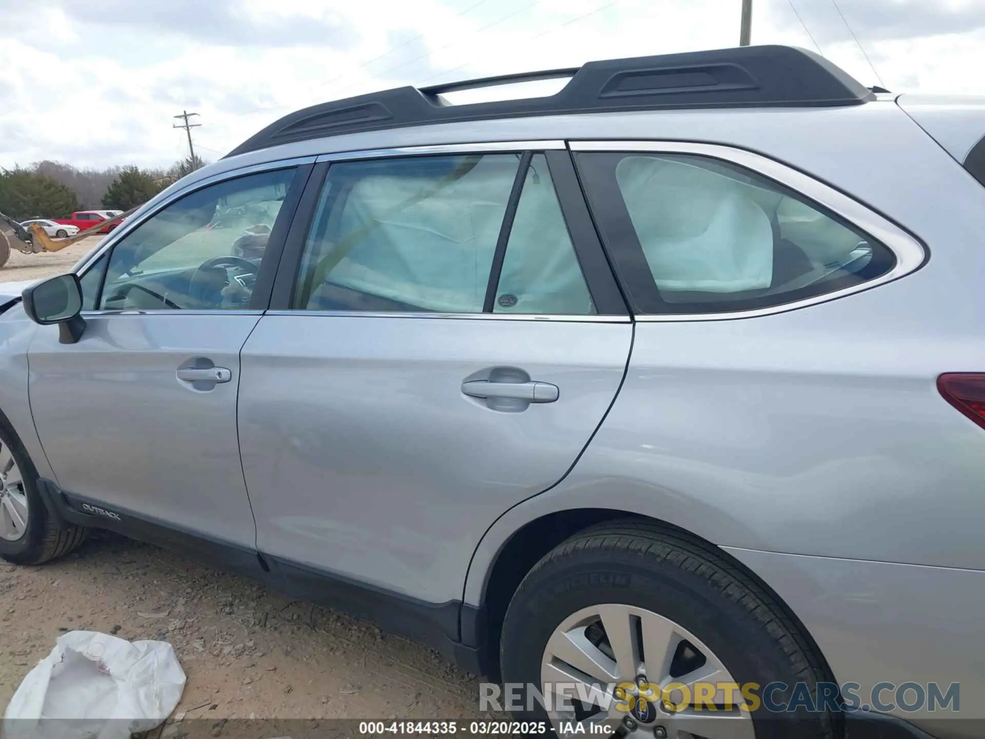 14 Photograph of a damaged car 4S4BSABC0K3377392 SUBARU OUTBACK 2019