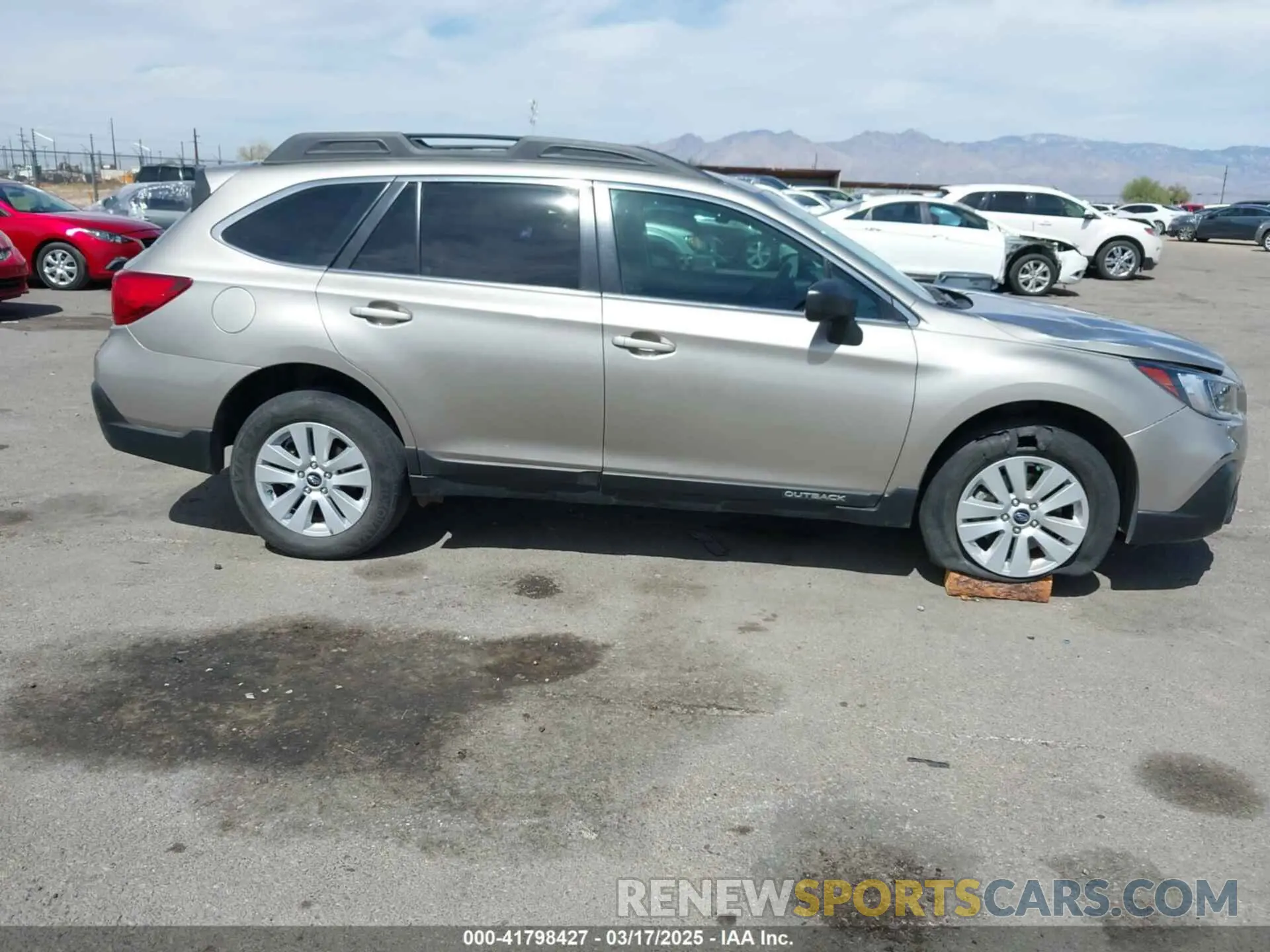 14 Photograph of a damaged car 4S4BSABC1K3331876 SUBARU OUTBACK 2019