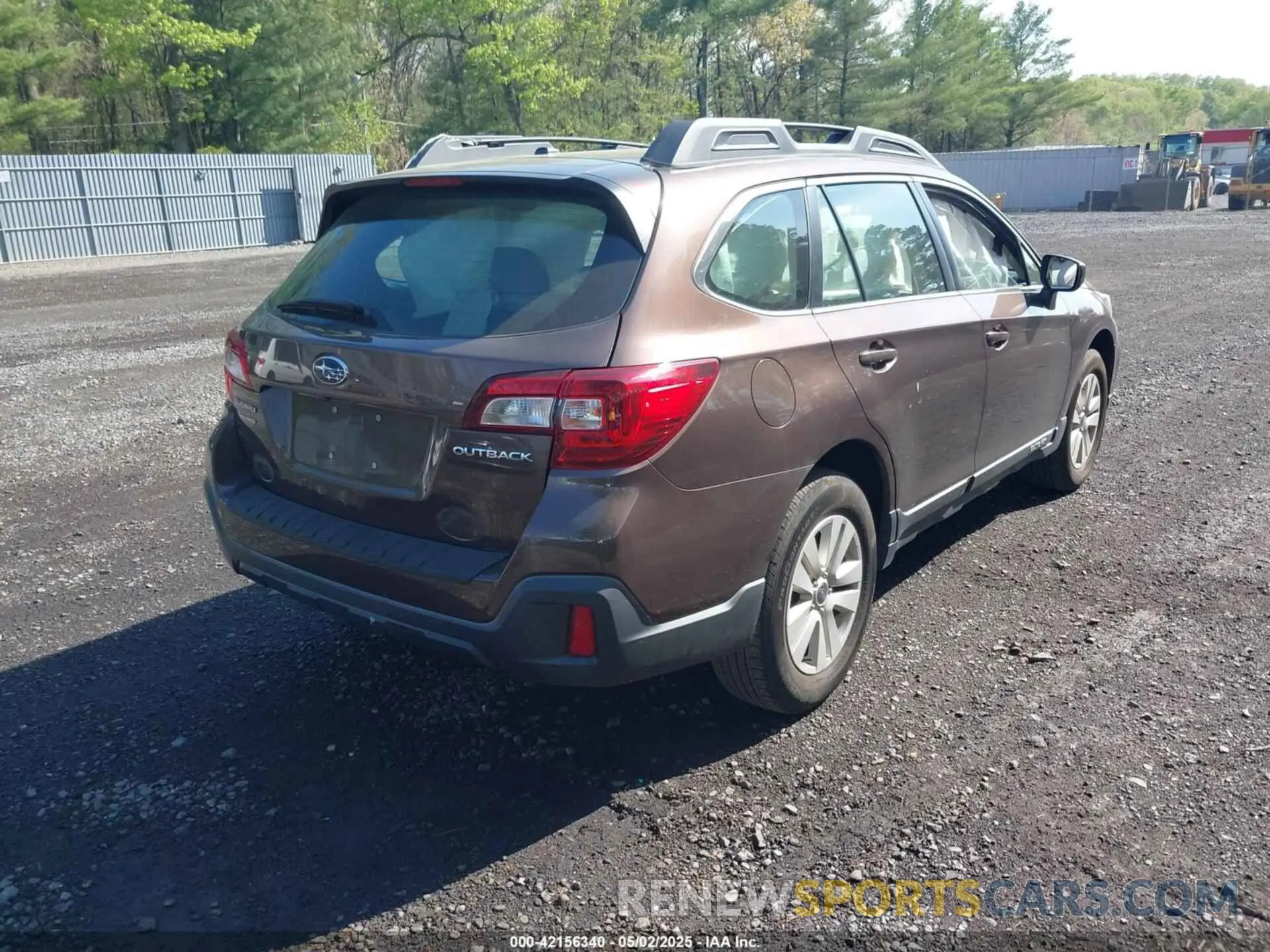4 Photograph of a damaged car 4S4BSABC2K3203016 SUBARU OUTBACK 2019