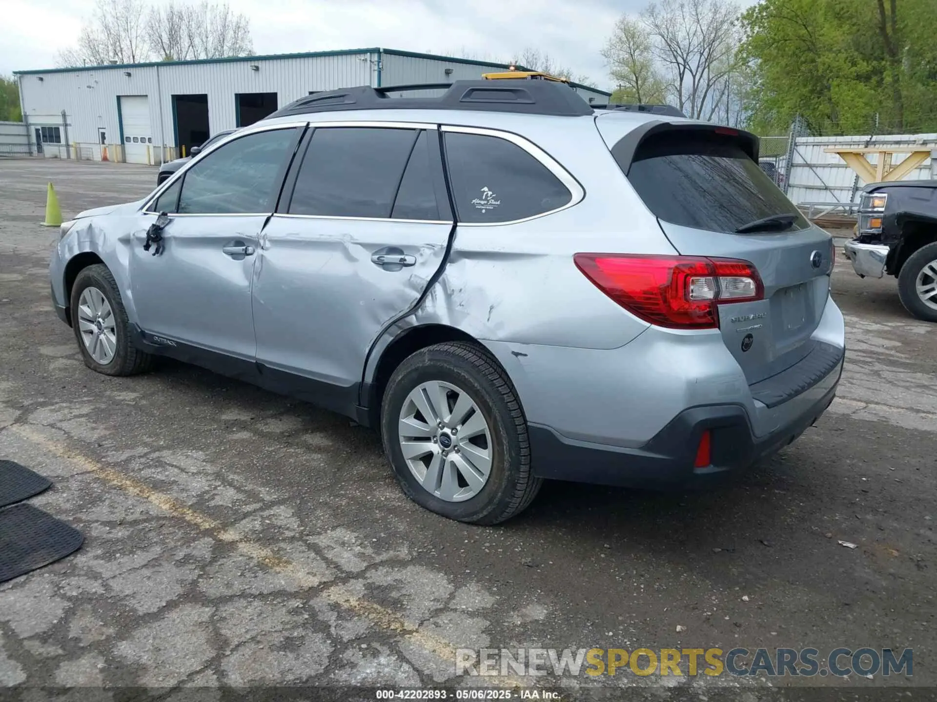 3 Photograph of a damaged car 4S4BSABC7K3259629 SUBARU OUTBACK 2019