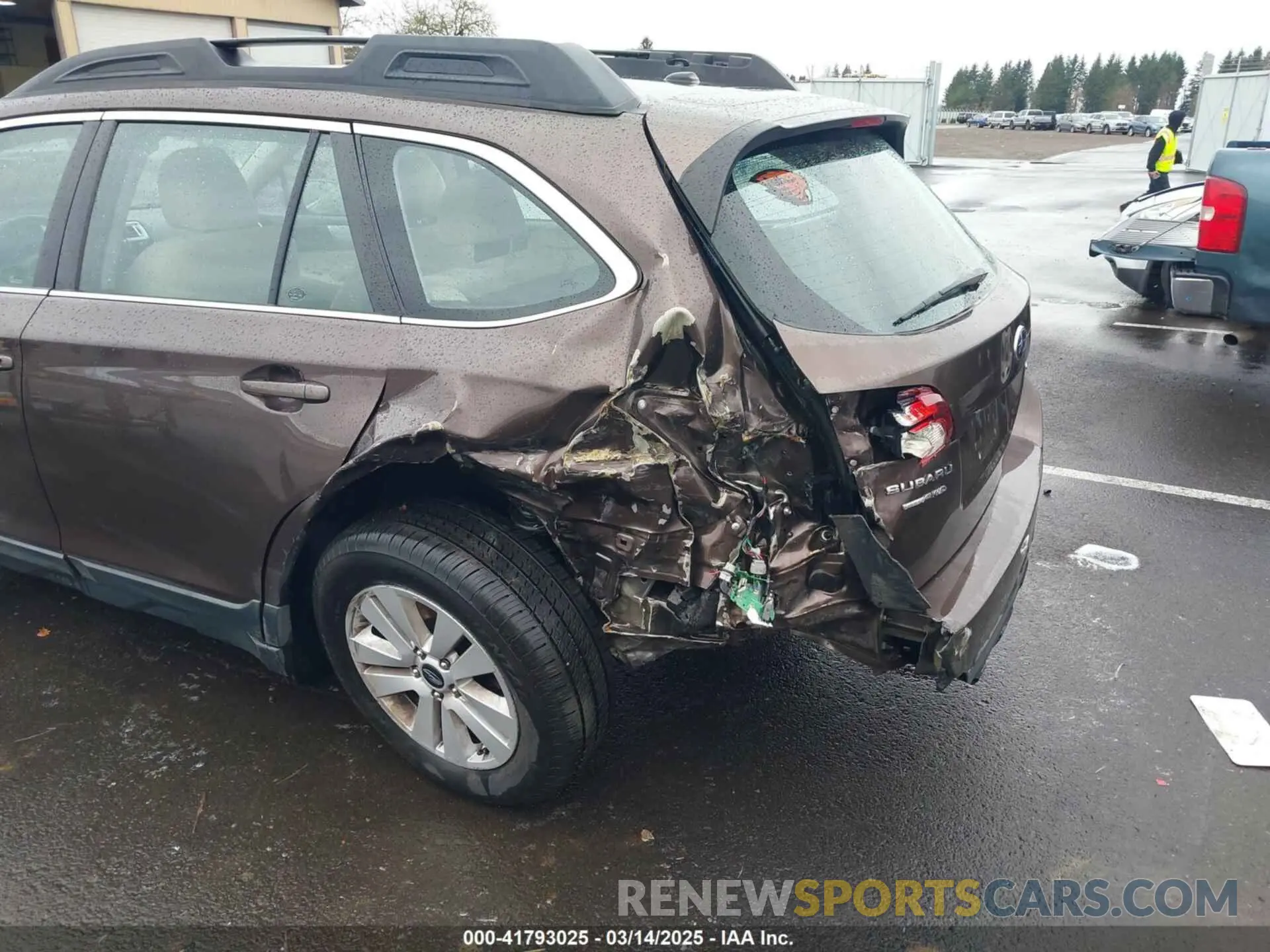 6 Photograph of a damaged car 4S4BSABC7K3302320 SUBARU OUTBACK 2019