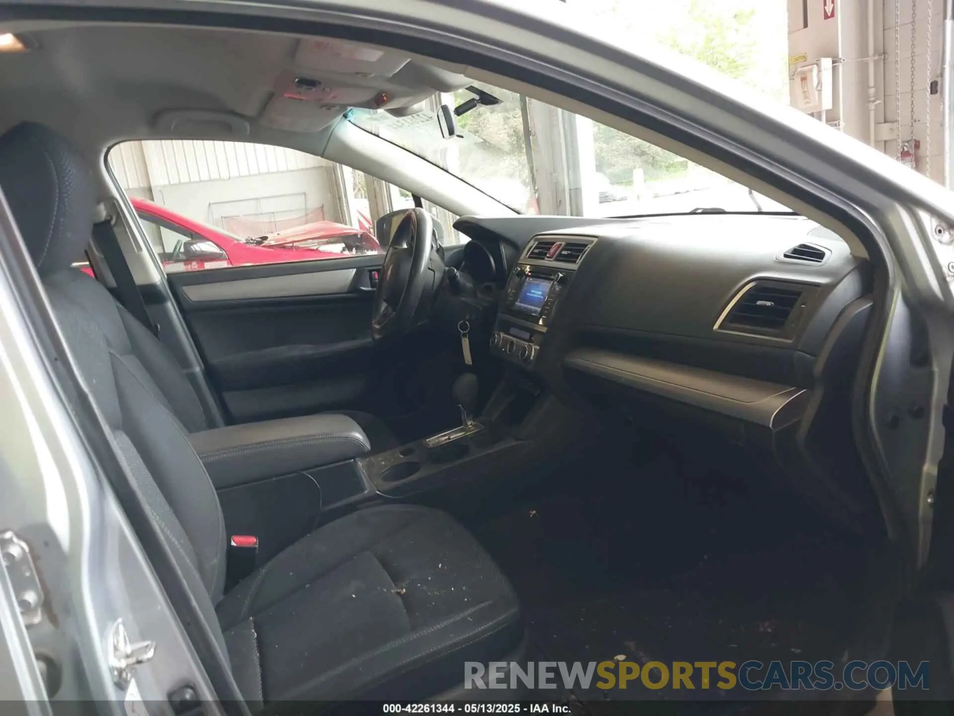 5 Photograph of a damaged car 4S4BSABC8K3288427 SUBARU OUTBACK 2019