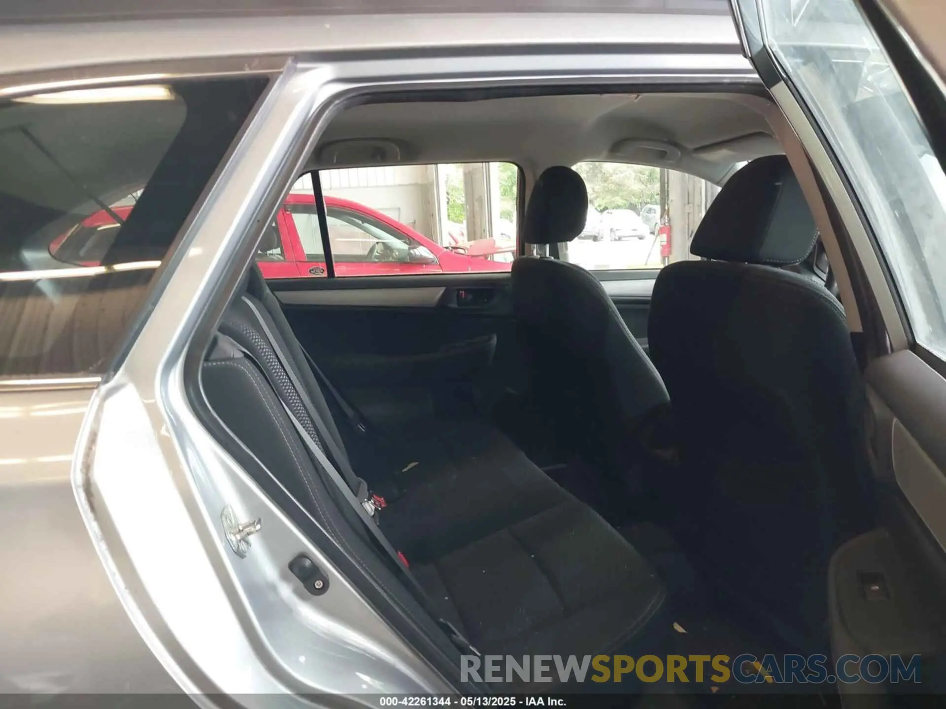 8 Photograph of a damaged car 4S4BSABC8K3288427 SUBARU OUTBACK 2019