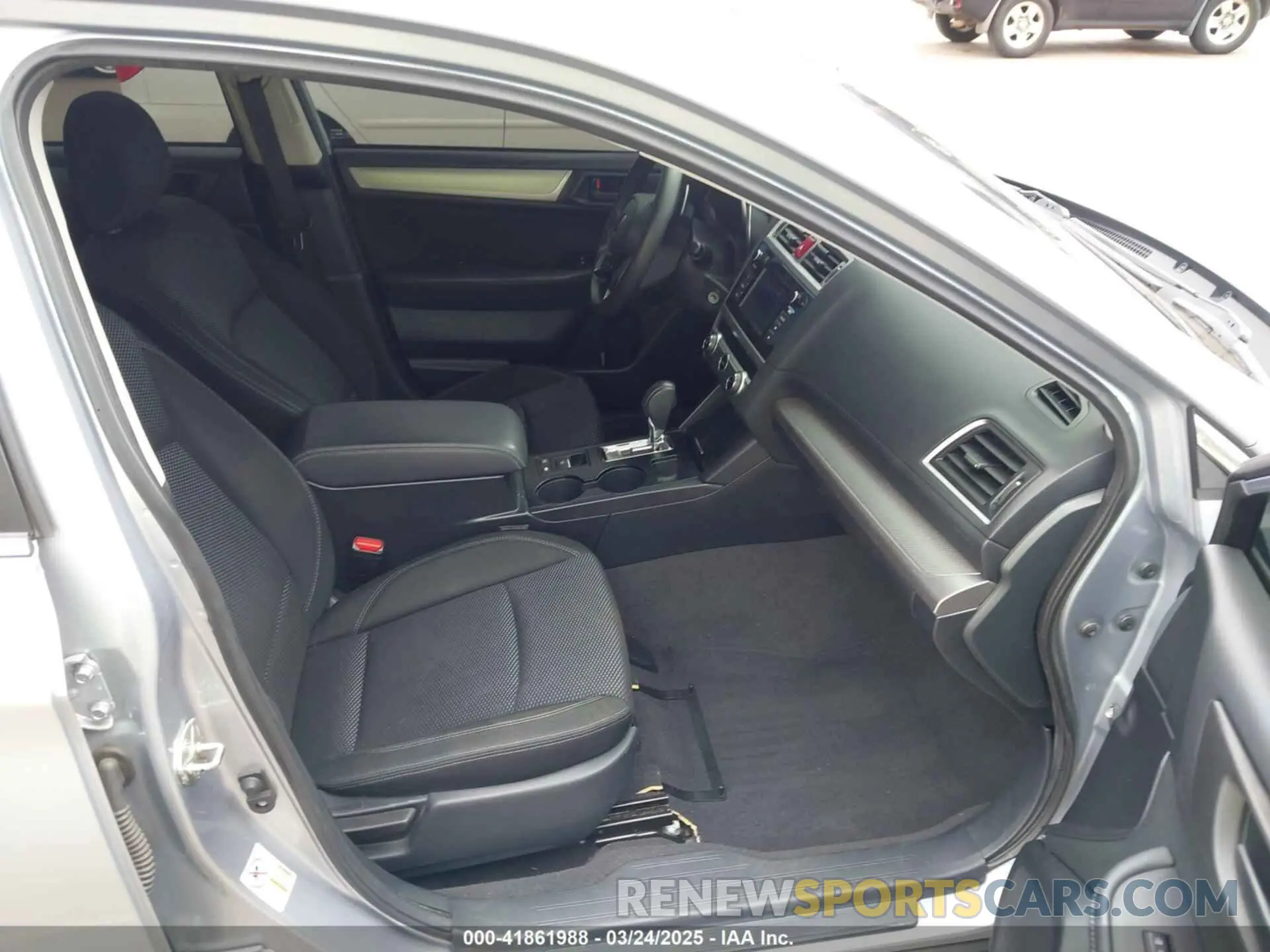 5 Photograph of a damaged car 4S4BSABC9K3296780 SUBARU OUTBACK 2019