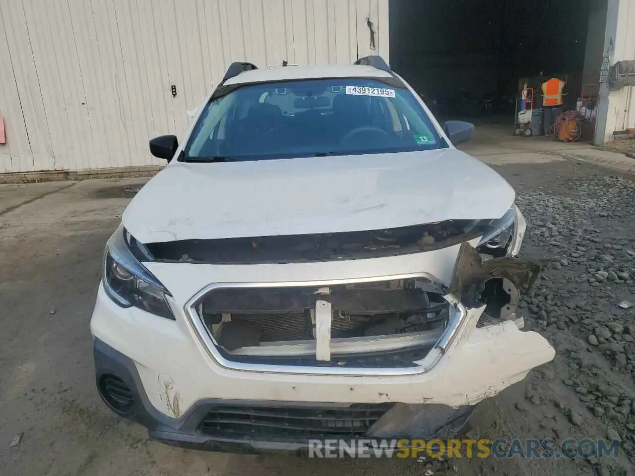 5 Photograph of a damaged car 4S4BSABCXK3203748 SUBARU OUTBACK 2019