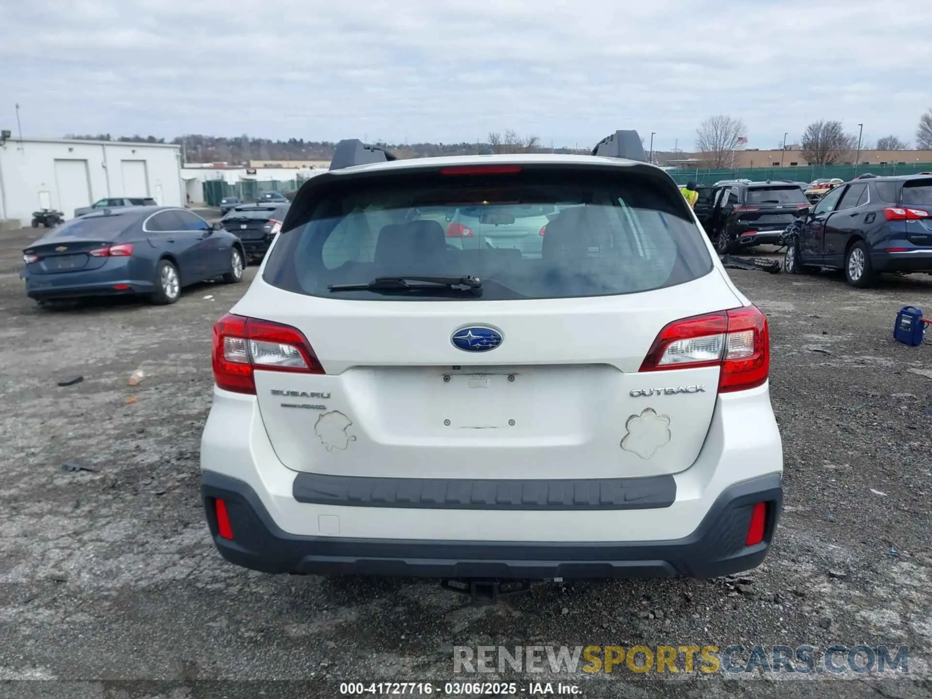 15 Photograph of a damaged car 4S4BSABCXK3283052 SUBARU OUTBACK 2019