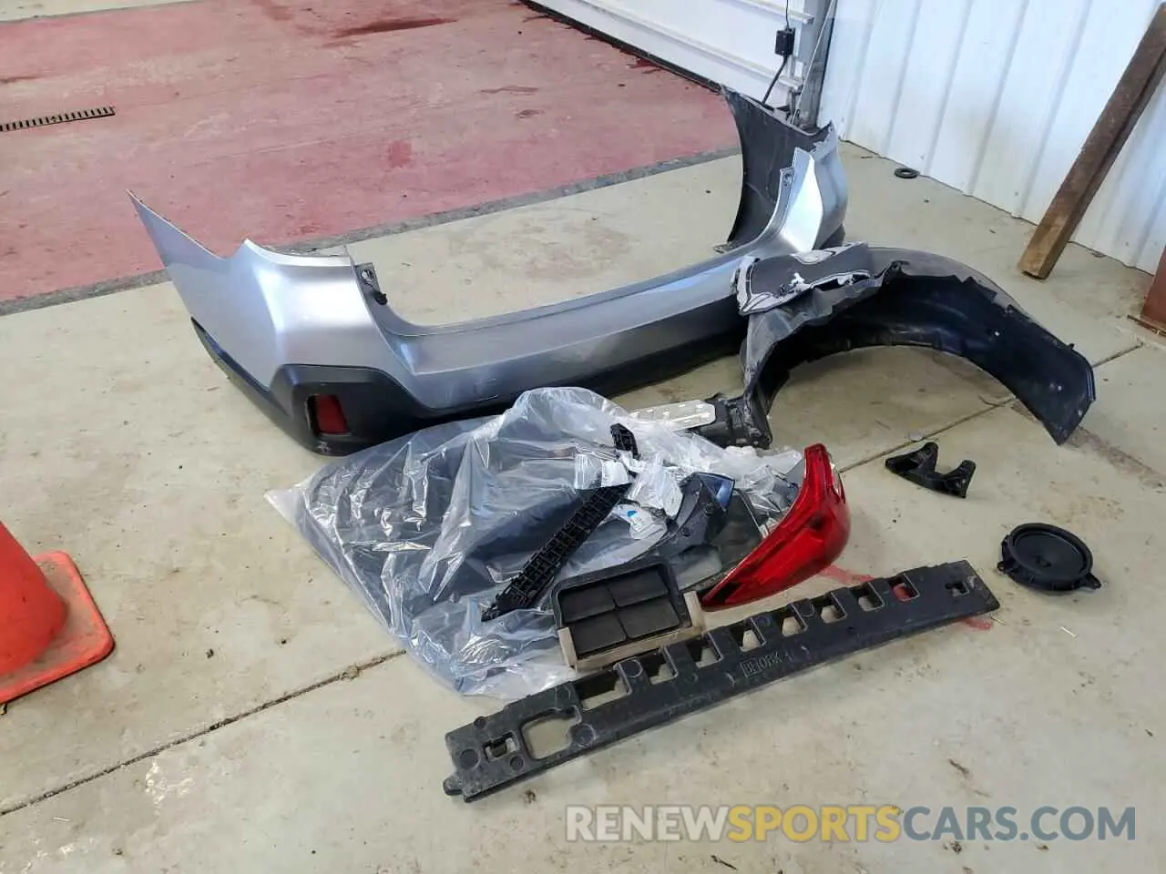 13 Photograph of a damaged car 4S4BSABCXK3380364 SUBARU OUTBACK 2019