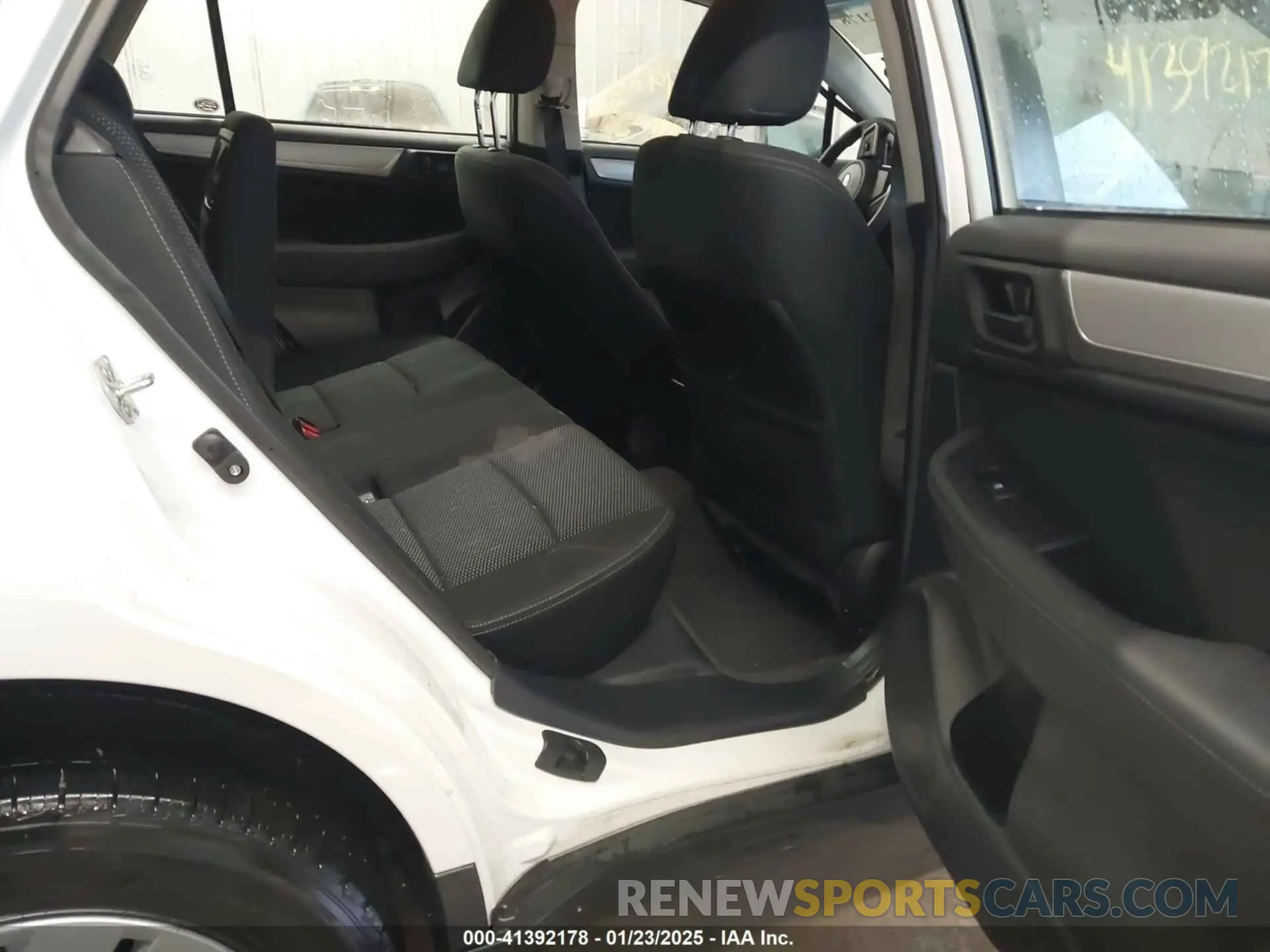 8 Photograph of a damaged car 4S4BSABCXK3387492 SUBARU OUTBACK 2019