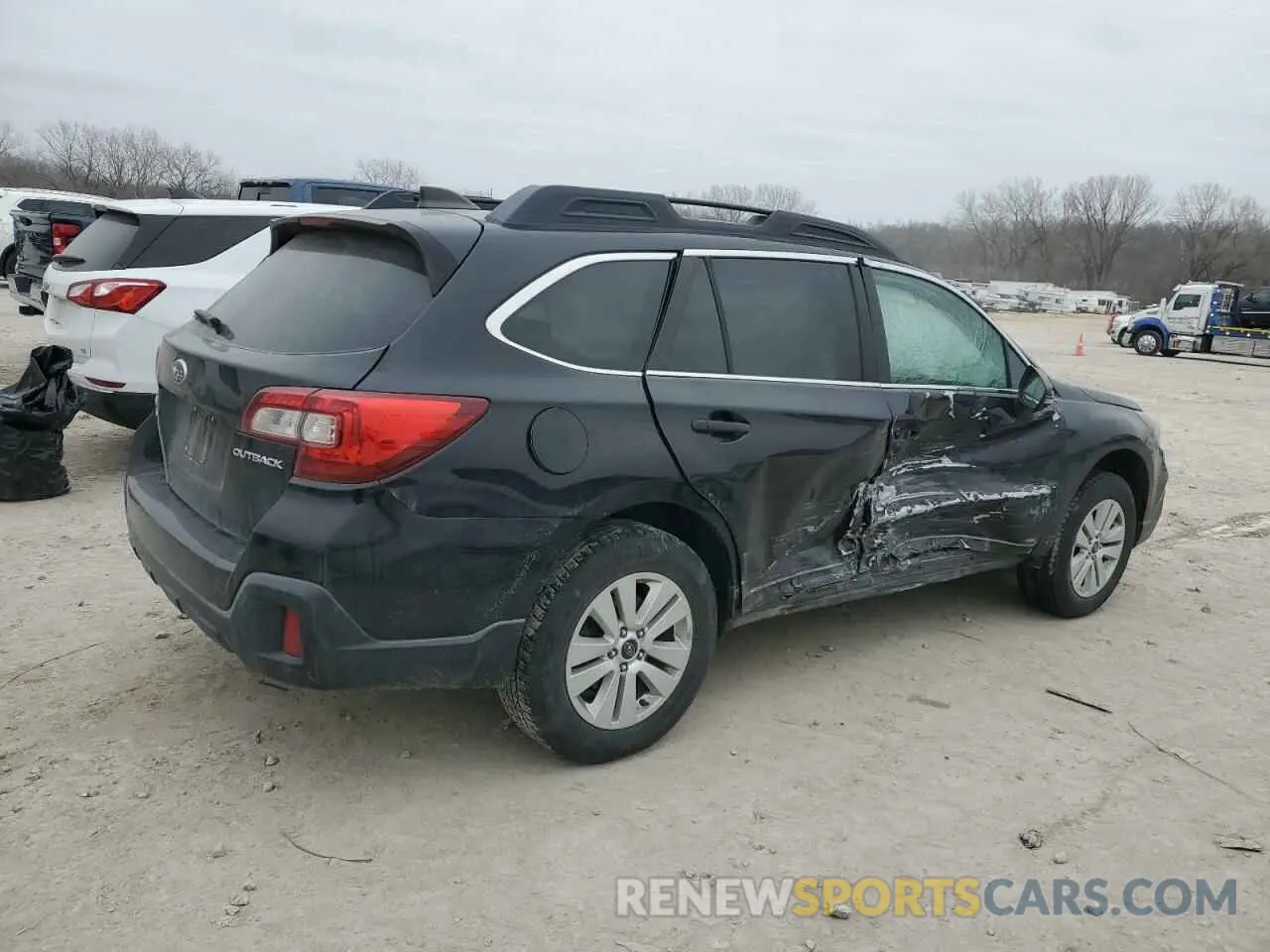 3 Photograph of a damaged car 4S4BSAFC0K3398012 SUBARU OUTBACK 2019