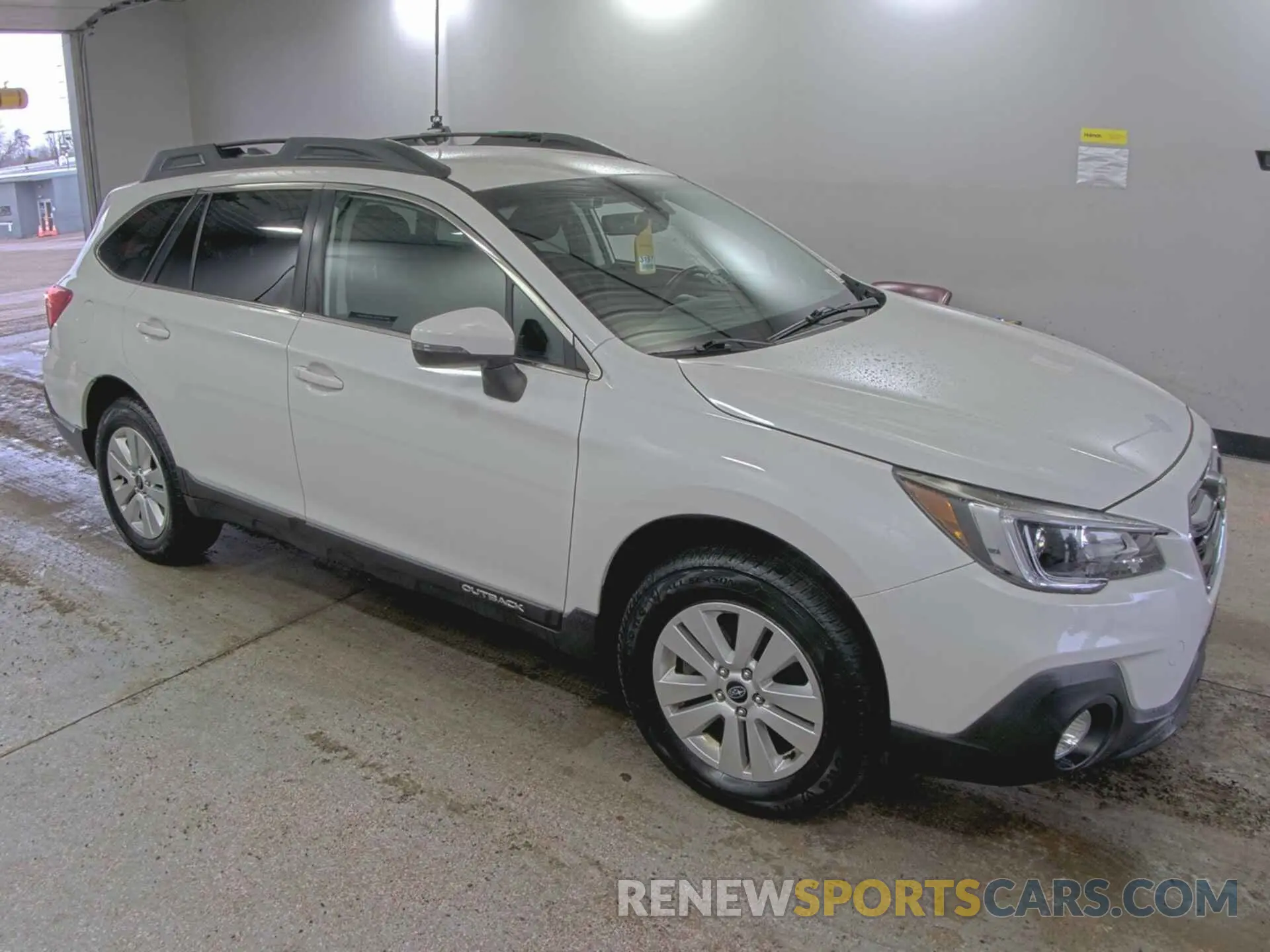 11 Photograph of a damaged car 4S4BSAFC1K3256056 SUBARU OUTBACK 2019
