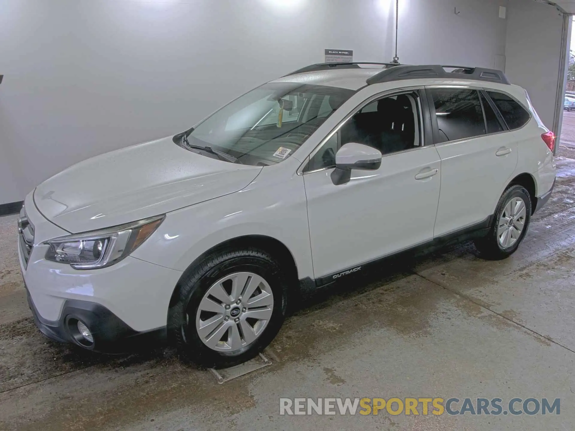6 Photograph of a damaged car 4S4BSAFC1K3256056 SUBARU OUTBACK 2019