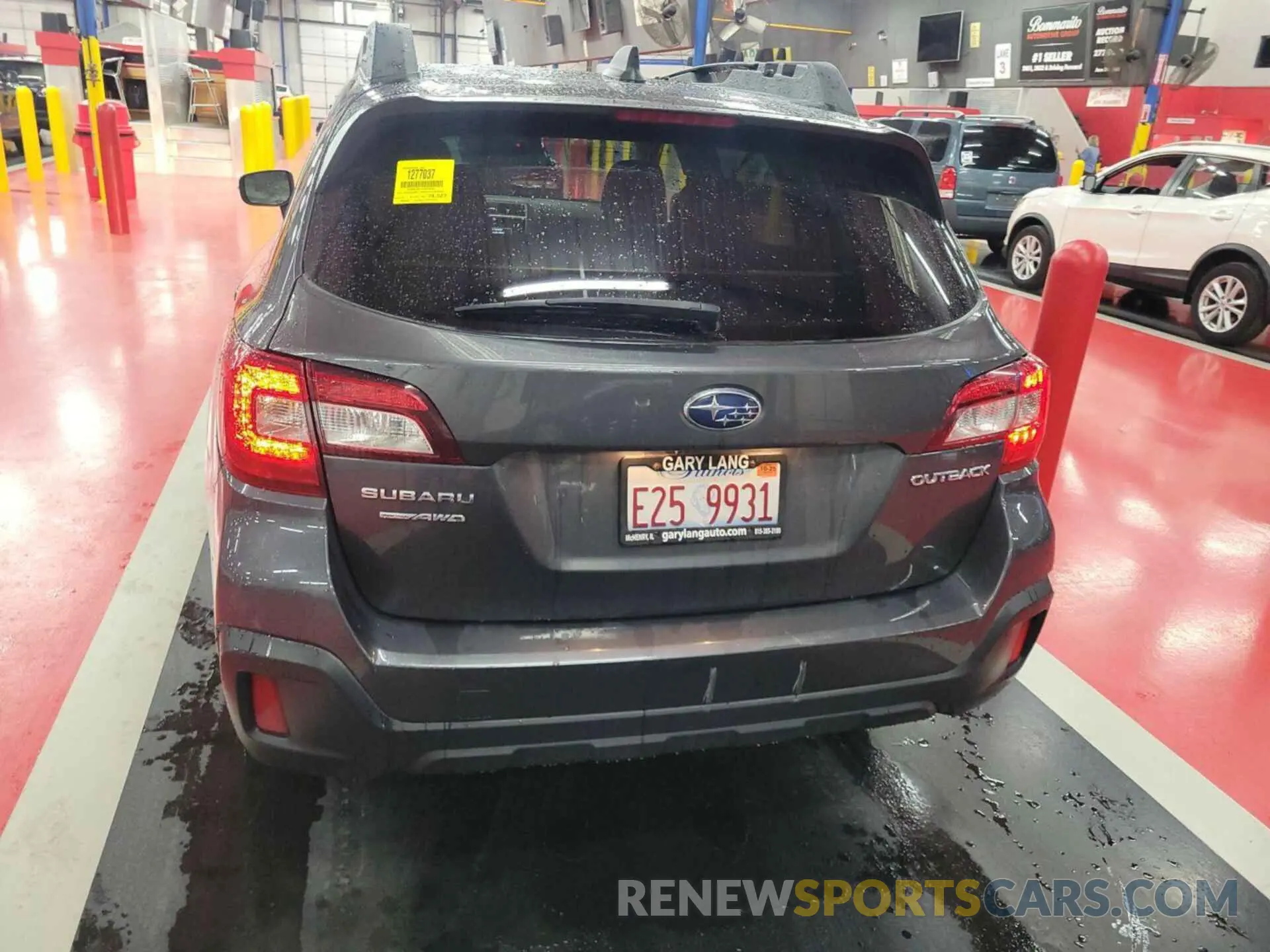 18 Photograph of a damaged car 4S4BSAFC1K3270555 SUBARU OUTBACK 2019