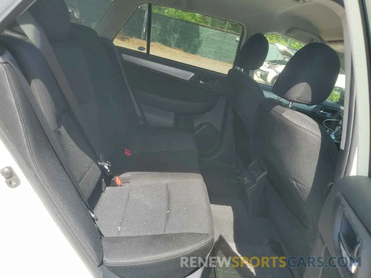 10 Photograph of a damaged car 4S4BSAFC1K3328390 SUBARU OUTBACK 2019