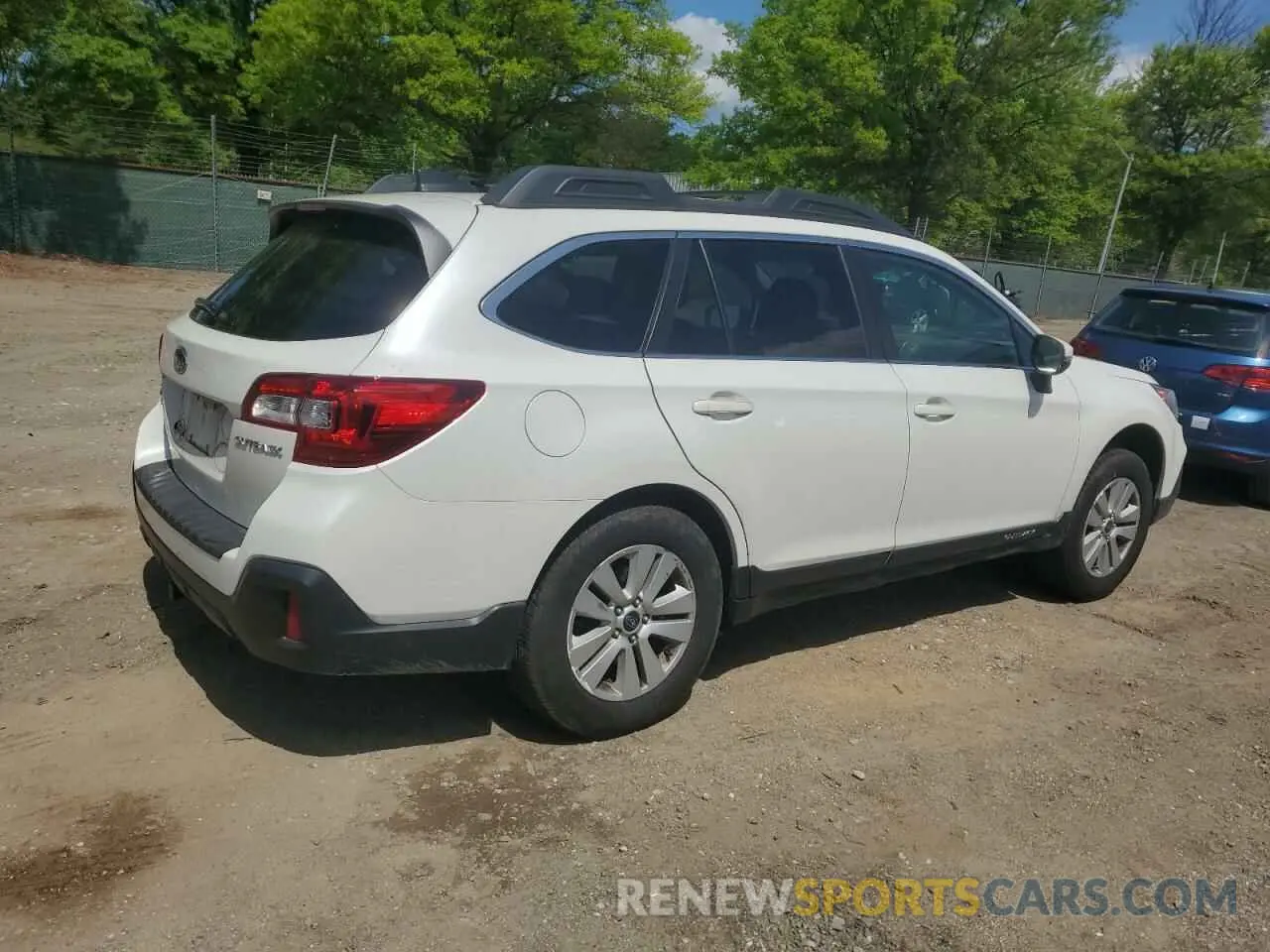 3 Photograph of a damaged car 4S4BSAFC1K3328390 SUBARU OUTBACK 2019