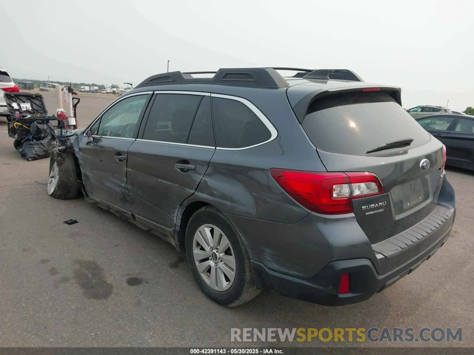 3 Photograph of a damaged car 4S4BSAFC2K3256826 SUBARU OUTBACK 2019