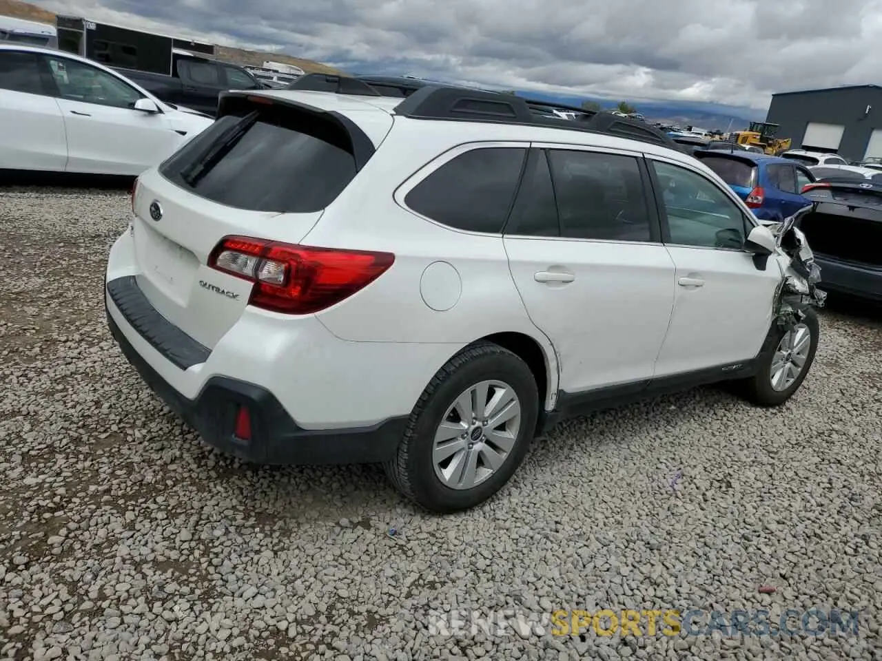 3 Photograph of a damaged car 4S4BSAFC2K3262268 SUBARU OUTBACK 2019