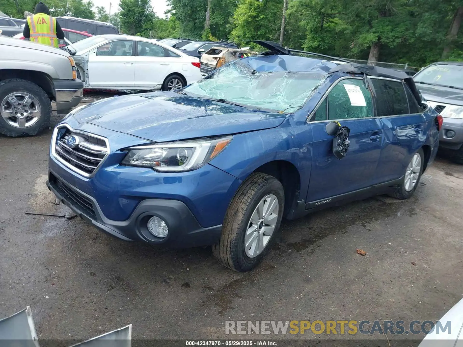 2 Photograph of a damaged car 4S4BSAFC2K3331945 SUBARU OUTBACK 2019