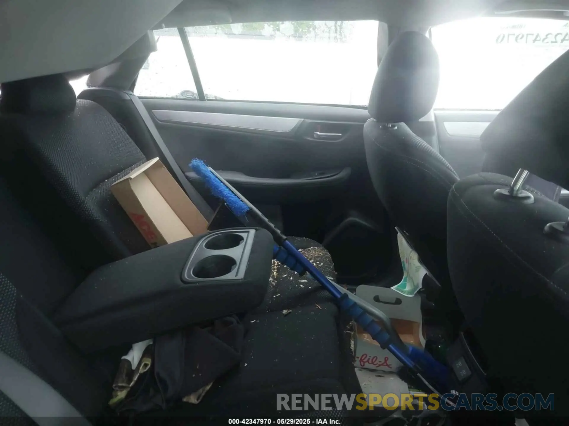 8 Photograph of a damaged car 4S4BSAFC2K3331945 SUBARU OUTBACK 2019