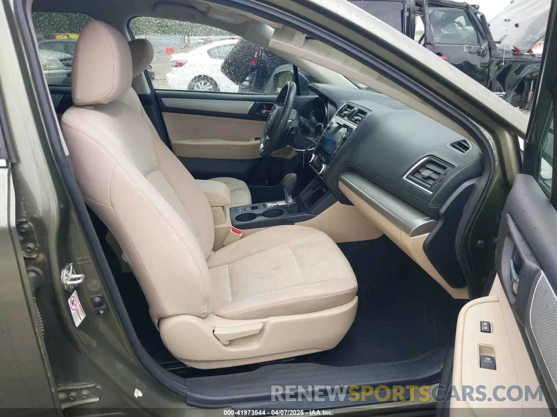 5 Photograph of a damaged car 4S4BSAFC2K3356134 SUBARU OUTBACK 2019
