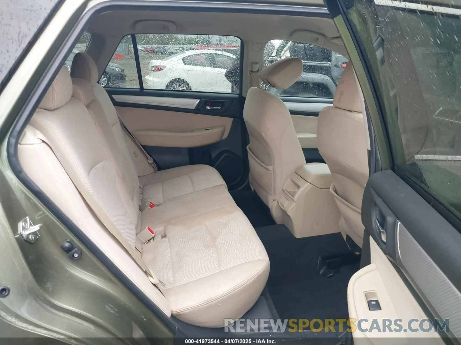 8 Photograph of a damaged car 4S4BSAFC2K3356134 SUBARU OUTBACK 2019