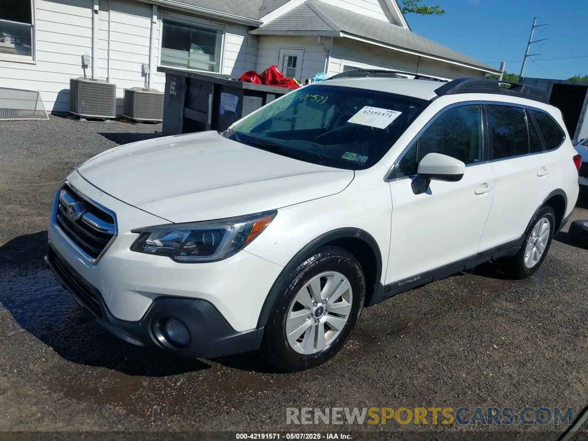2 Photograph of a damaged car 4S4BSAFC3K3308318 SUBARU OUTBACK 2019