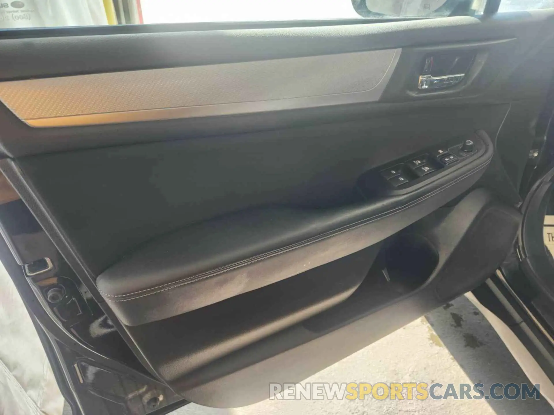 10 Photograph of a damaged car 4S4BSAFC3K3319786 SUBARU OUTBACK 2019