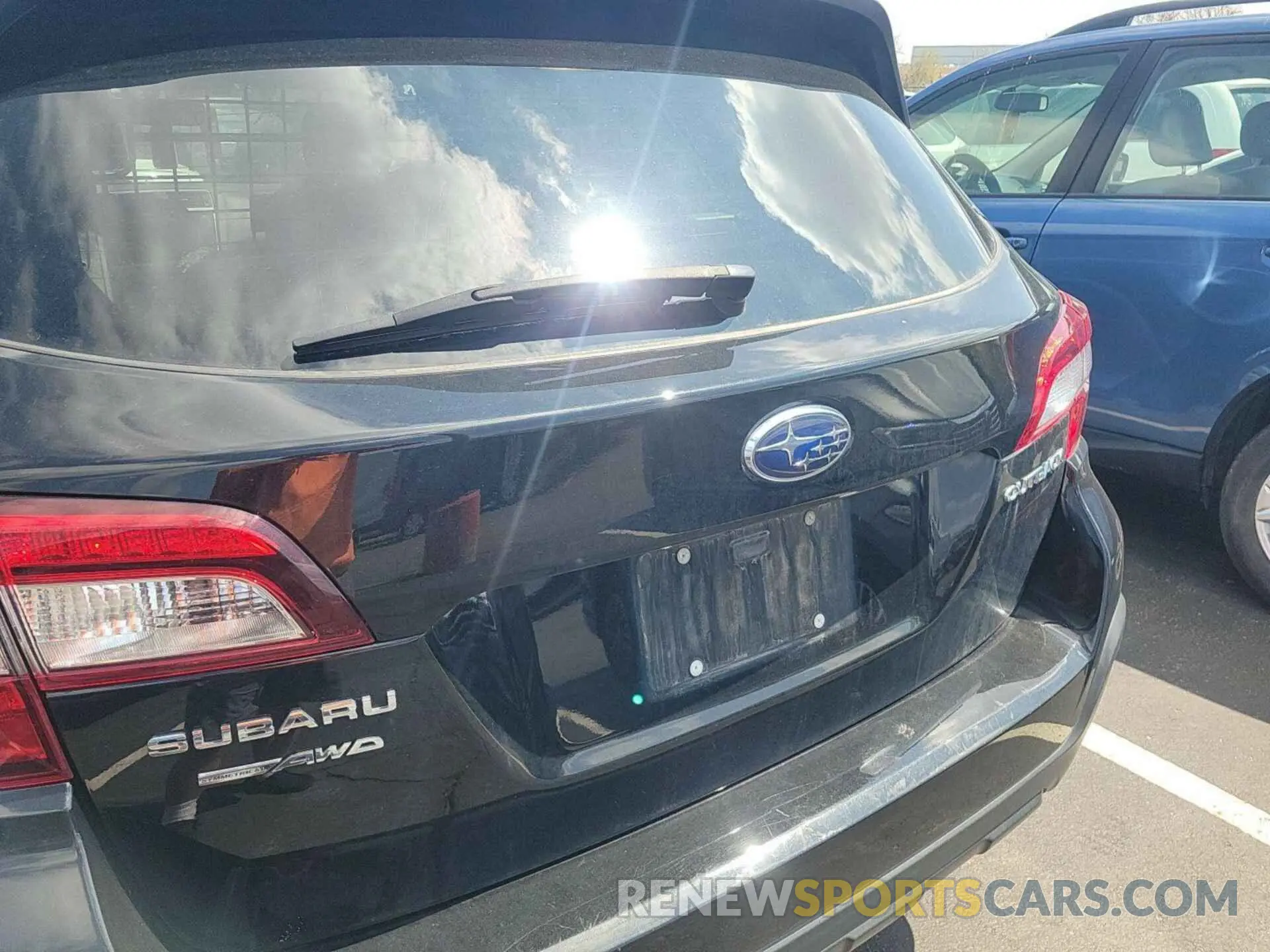 6 Photograph of a damaged car 4S4BSAFC3K3319786 SUBARU OUTBACK 2019
