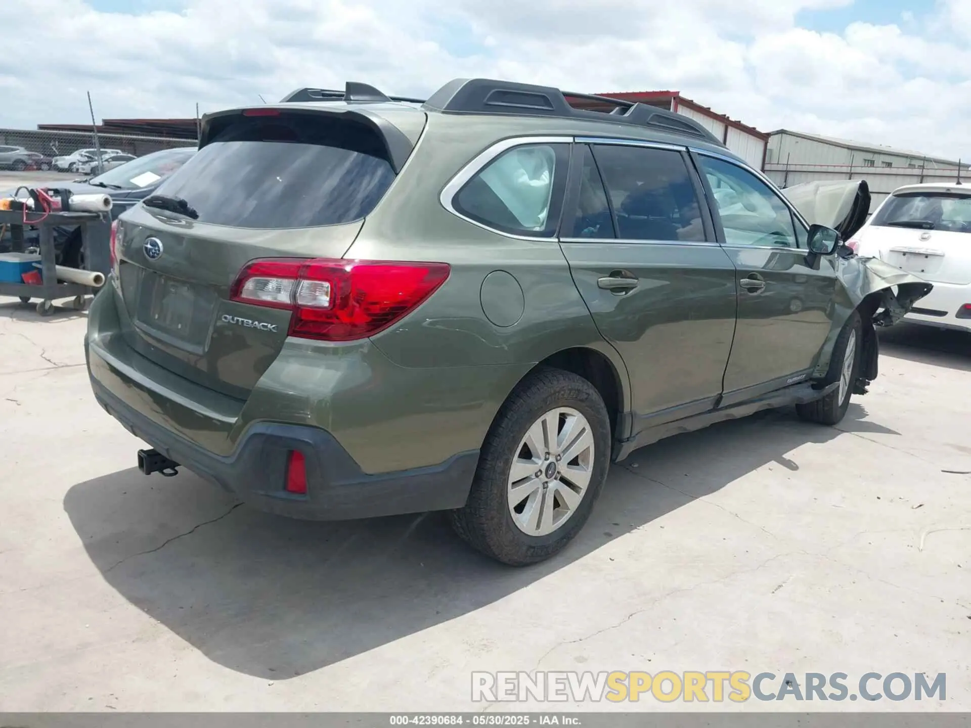 4 Photograph of a damaged car 4S4BSAFC3K3323076 SUBARU OUTBACK 2019