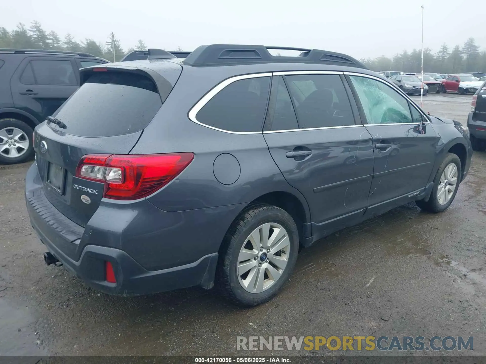 4 Photograph of a damaged car 4S4BSAFC3K3386680 SUBARU OUTBACK 2019