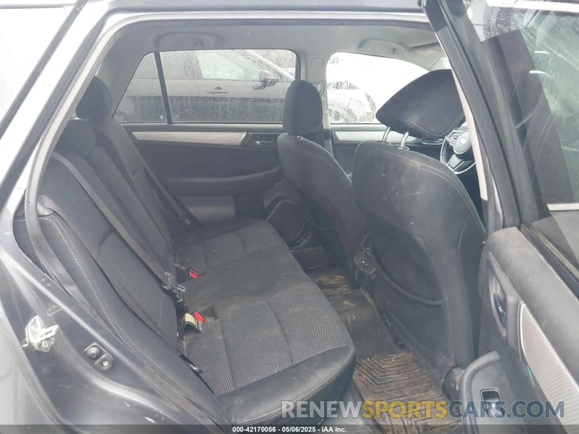 8 Photograph of a damaged car 4S4BSAFC3K3386680 SUBARU OUTBACK 2019