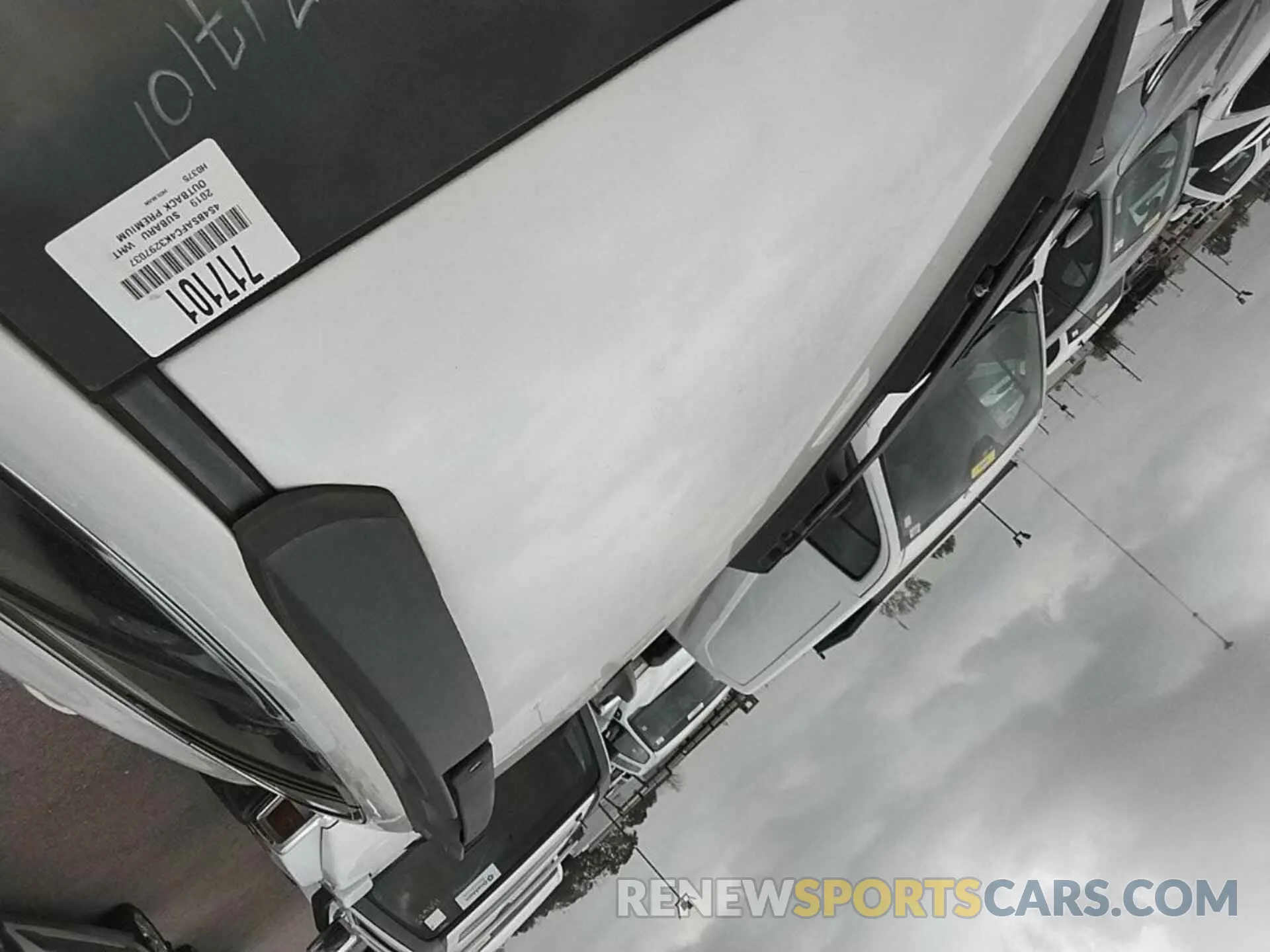 12 Photograph of a damaged car 4S4BSAFC4K3297037 SUBARU OUTBACK 2019