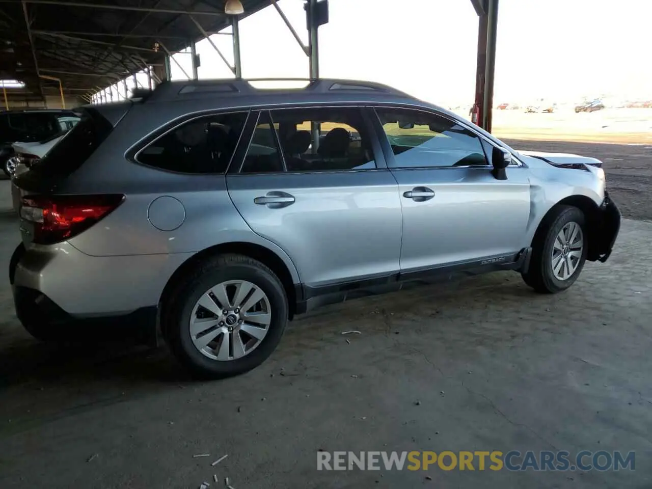 3 Photograph of a damaged car 4S4BSAFC4K3328531 SUBARU OUTBACK 2019