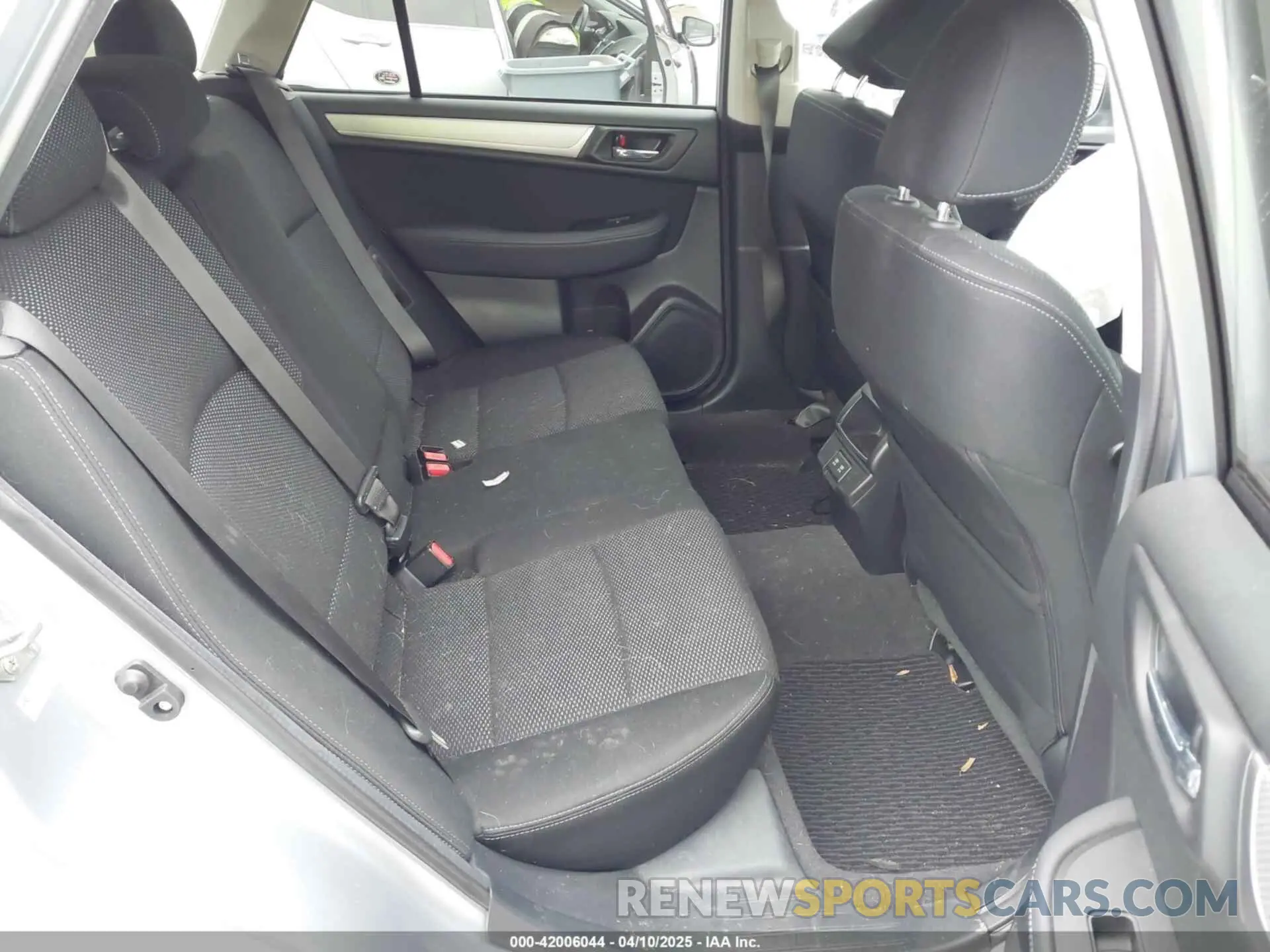 8 Photograph of a damaged car 4S4BSAFC4K3395954 SUBARU OUTBACK 2019