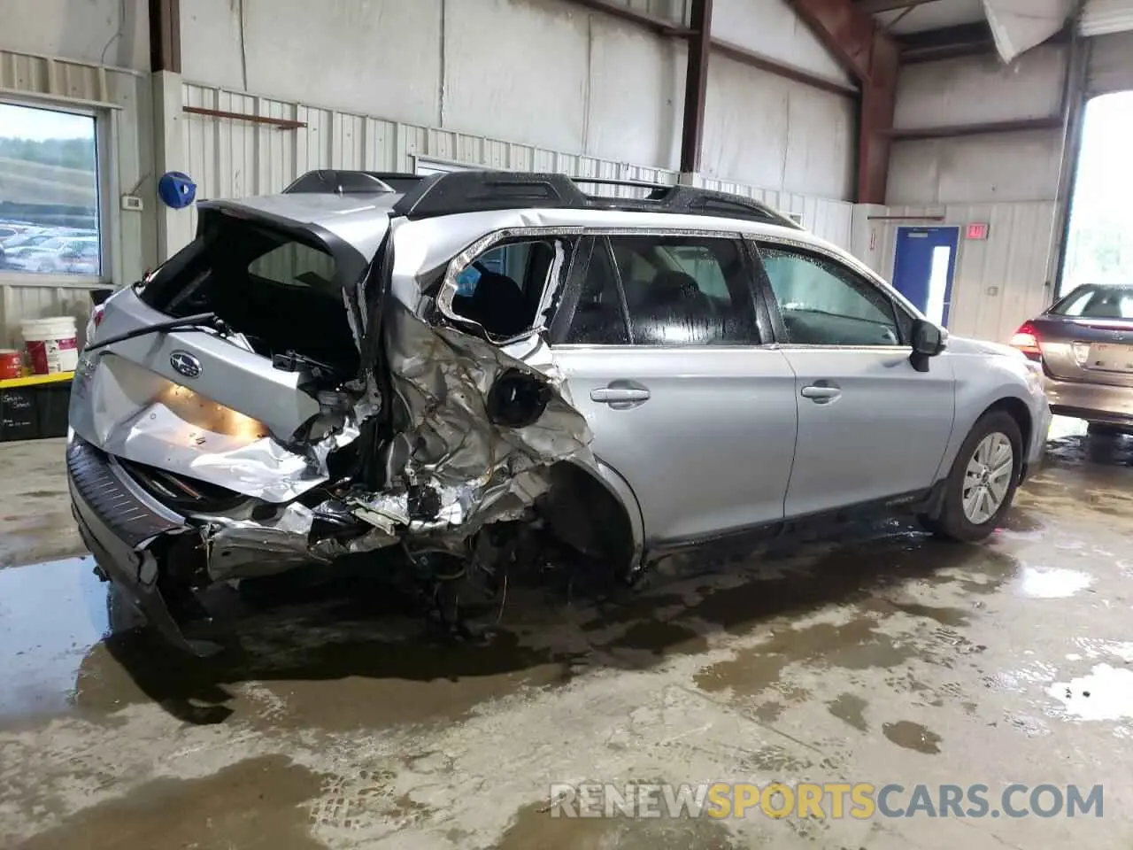3 Photograph of a damaged car 4S4BSAFC5K3257744 SUBARU OUTBACK 2019