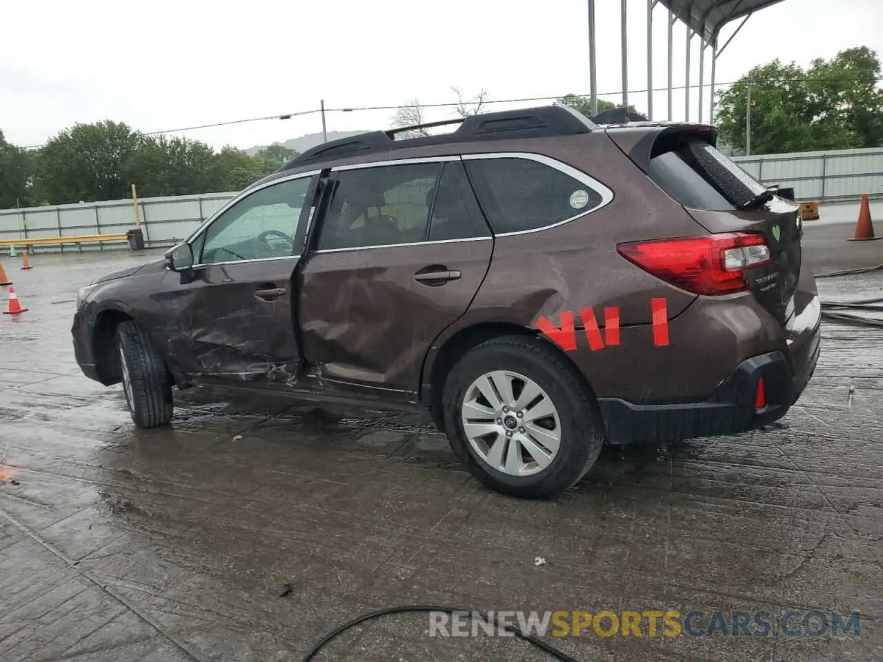2 Photograph of a damaged car 4S4BSAFC5K3298374 SUBARU OUTBACK 2019