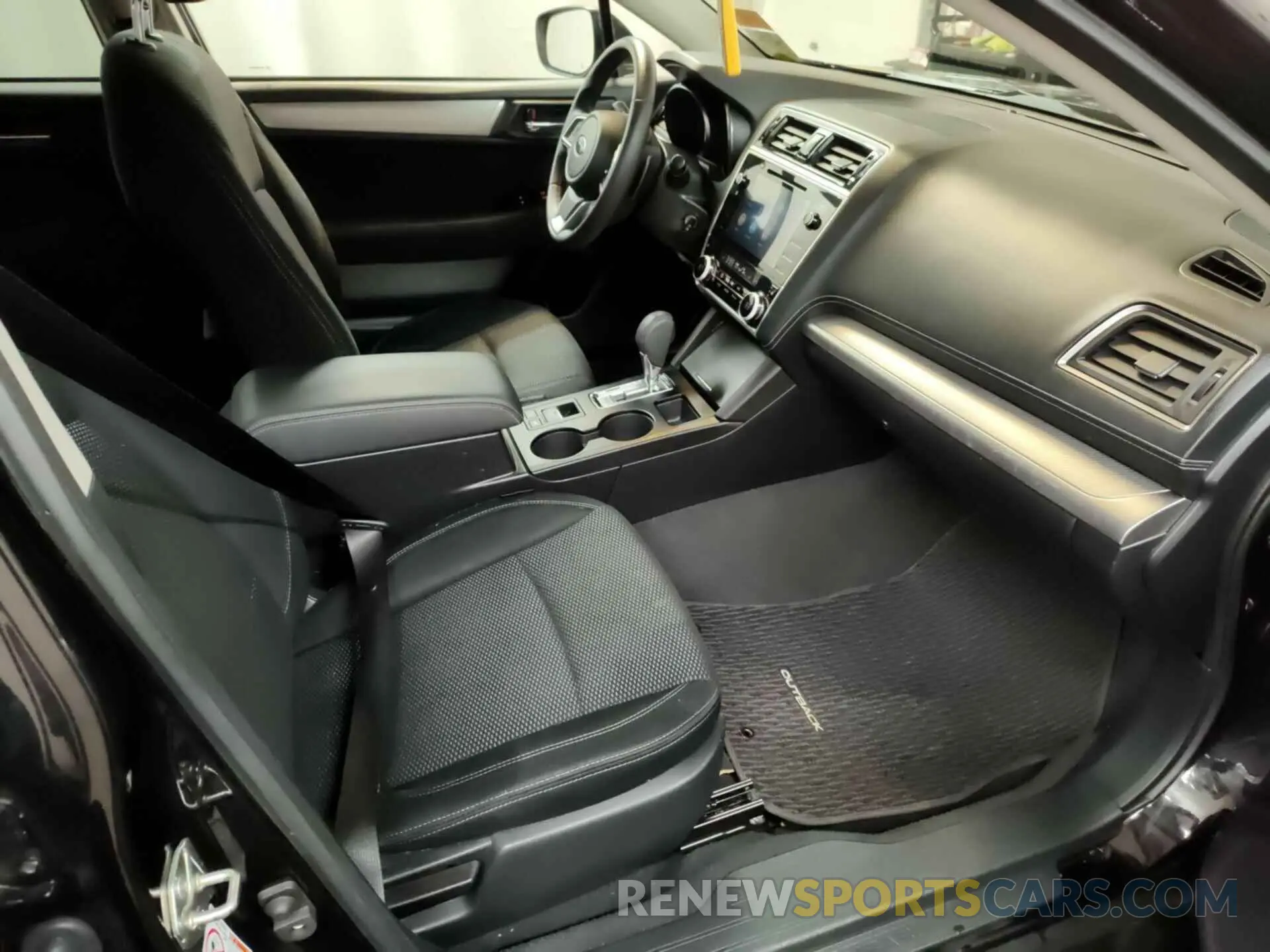 13 Photograph of a damaged car 4S4BSAFC5K3310197 SUBARU OUTBACK 2019