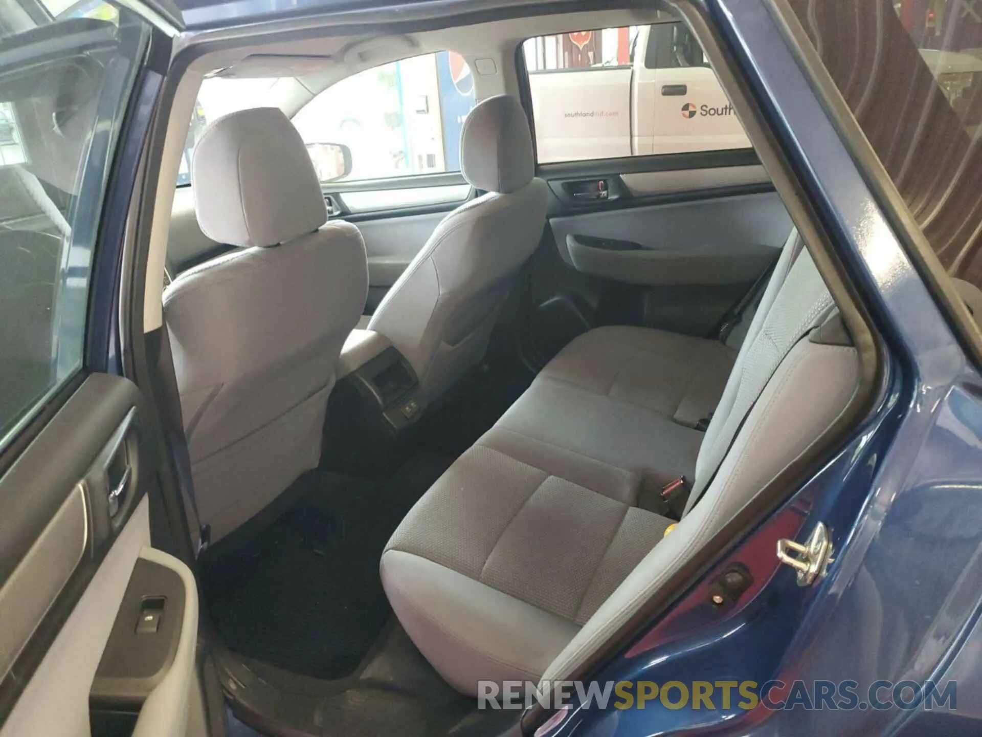 19 Photograph of a damaged car 4S4BSAFC5K3317943 SUBARU OUTBACK 2019