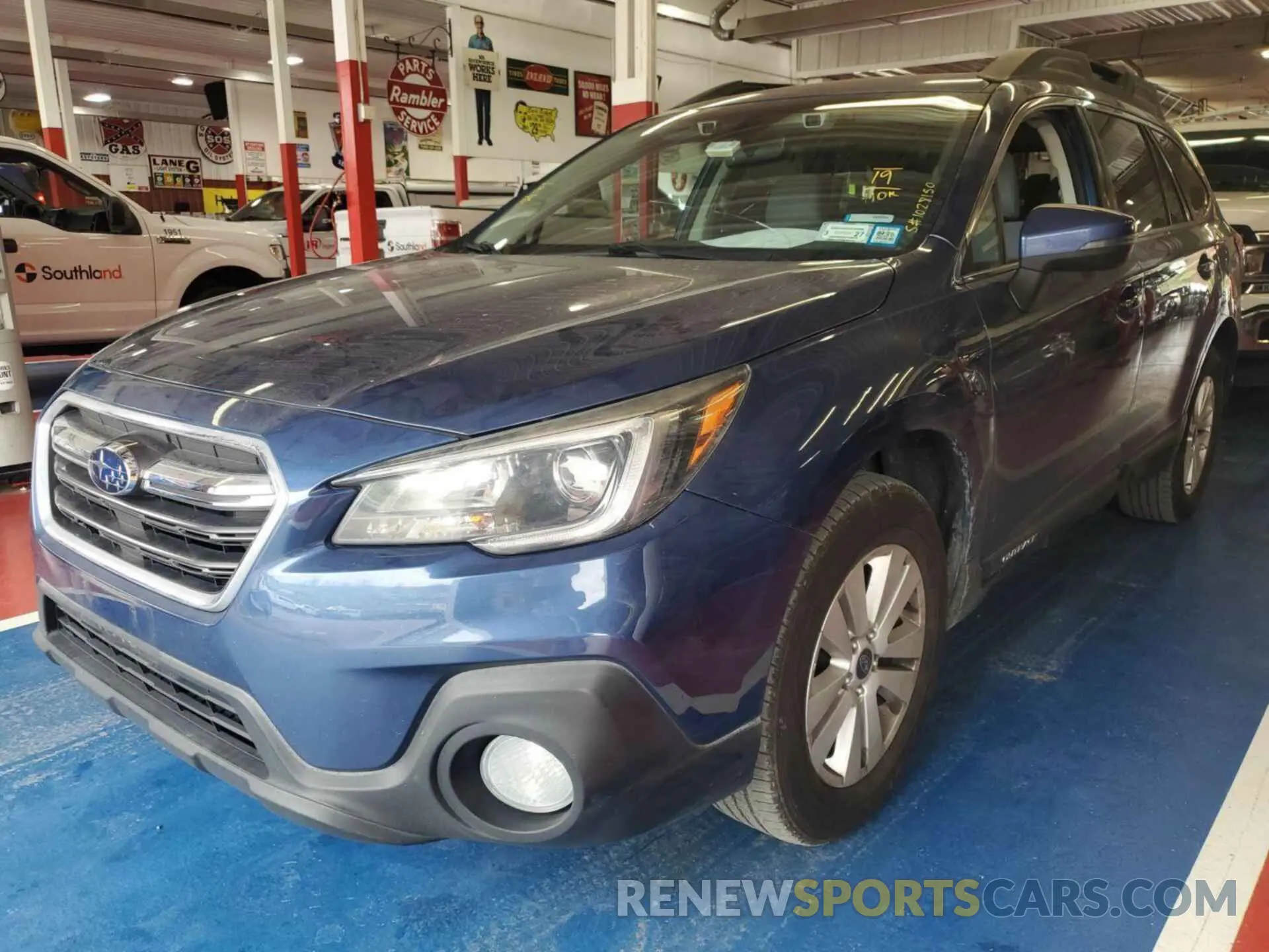 21 Photograph of a damaged car 4S4BSAFC5K3317943 SUBARU OUTBACK 2019