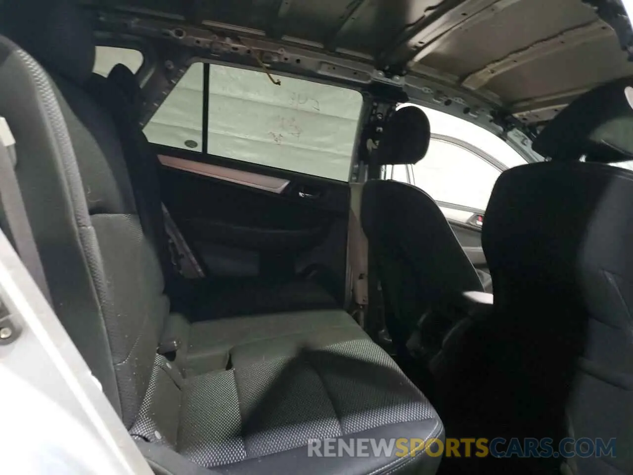 10 Photograph of a damaged car 4S4BSAFC5K3324133 SUBARU OUTBACK 2019