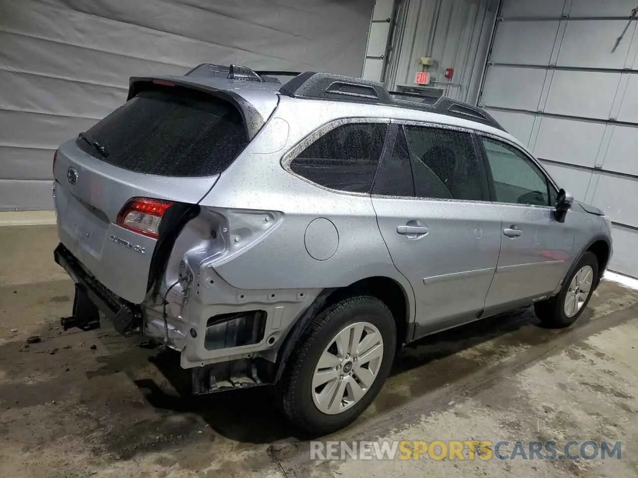 3 Photograph of a damaged car 4S4BSAFC5K3324133 SUBARU OUTBACK 2019