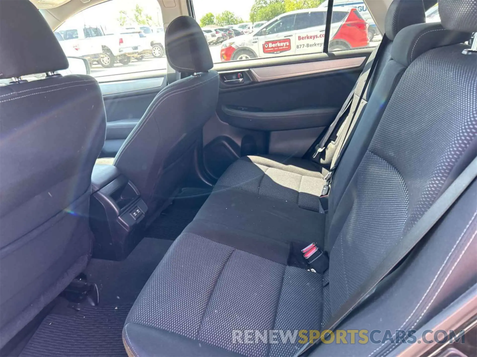 7 Photograph of a damaged car 4S4BSAFC6K3299887 SUBARU OUTBACK 2019