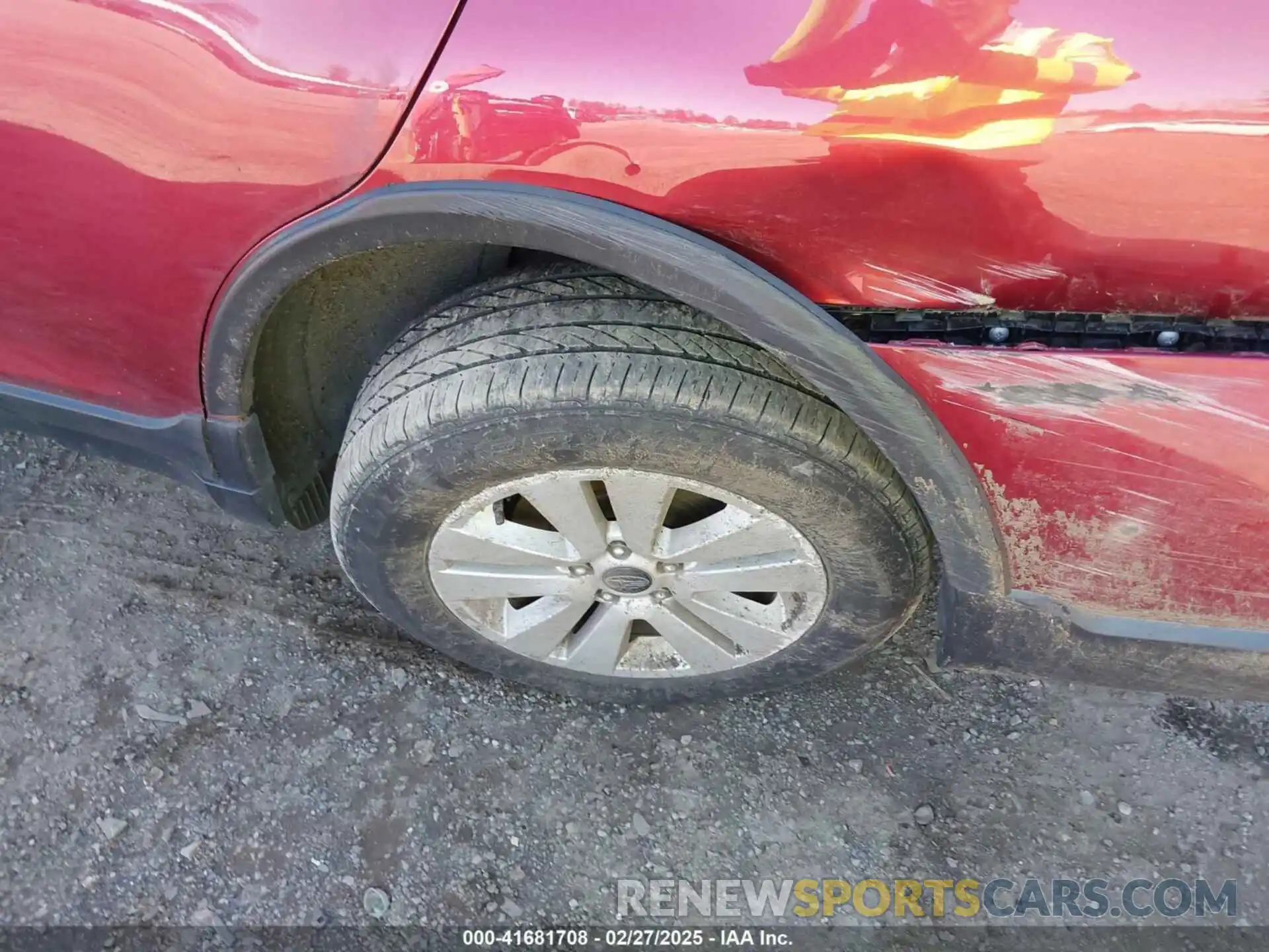 18 Photograph of a damaged car 4S4BSAFC6K3318468 SUBARU OUTBACK 2019