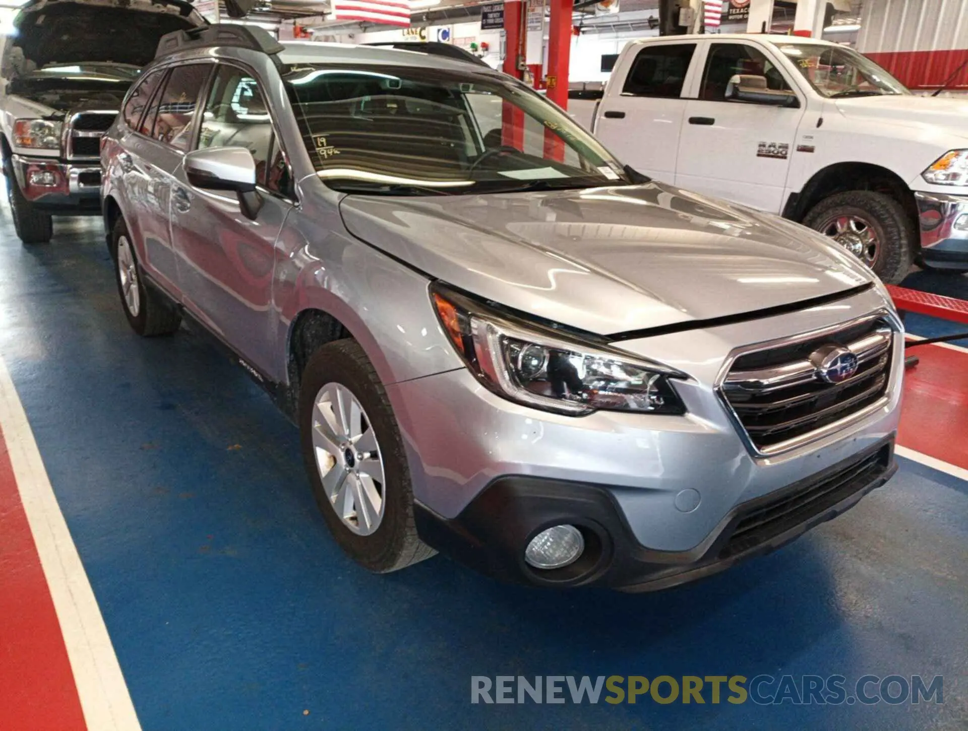 10 Photograph of a damaged car 4S4BSAFC6K3318972 SUBARU OUTBACK 2019